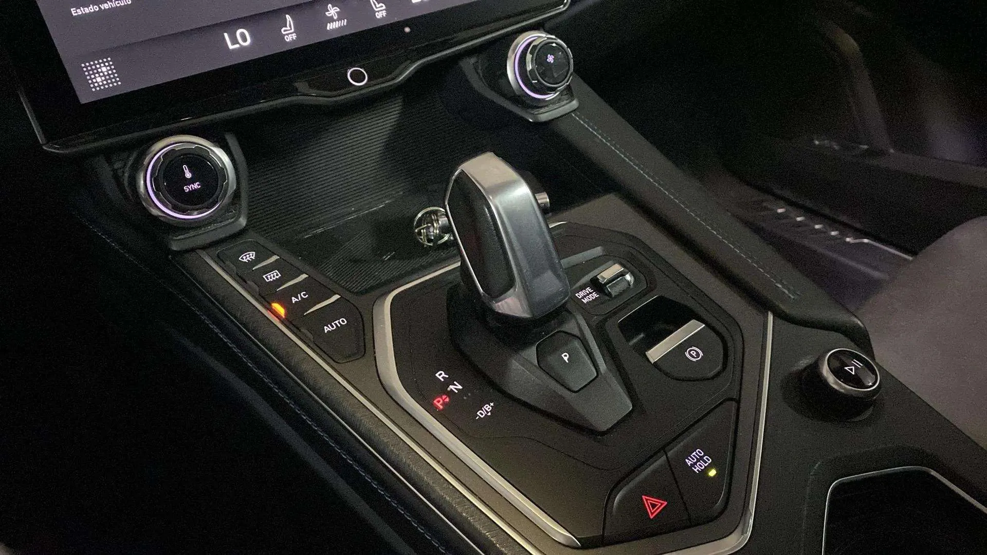 Lynk & Co 01 1.5 PHEV 6. - foto 17