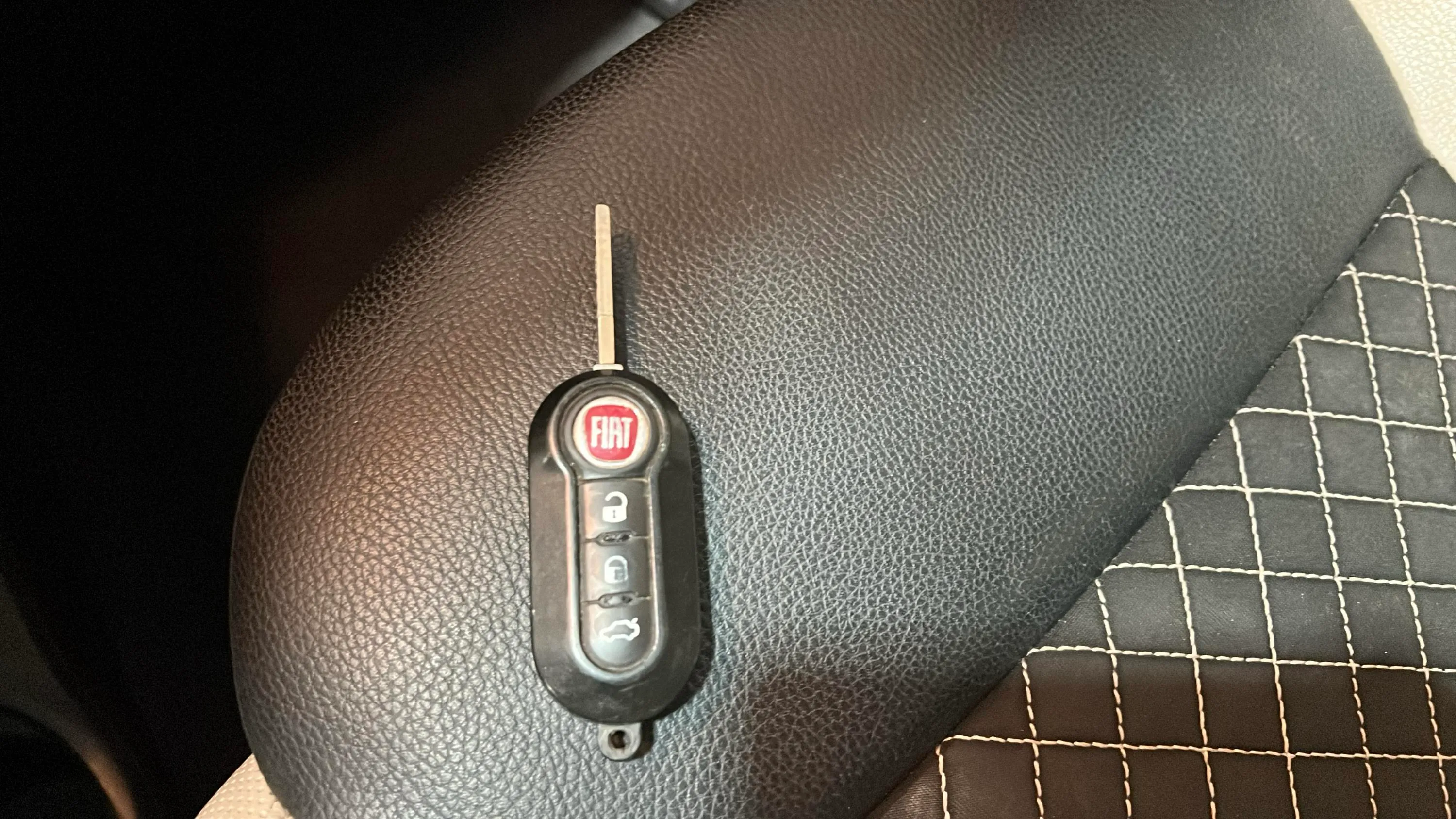 Fiat 500 Dolcevita 1.0 Hybrid - foto 18