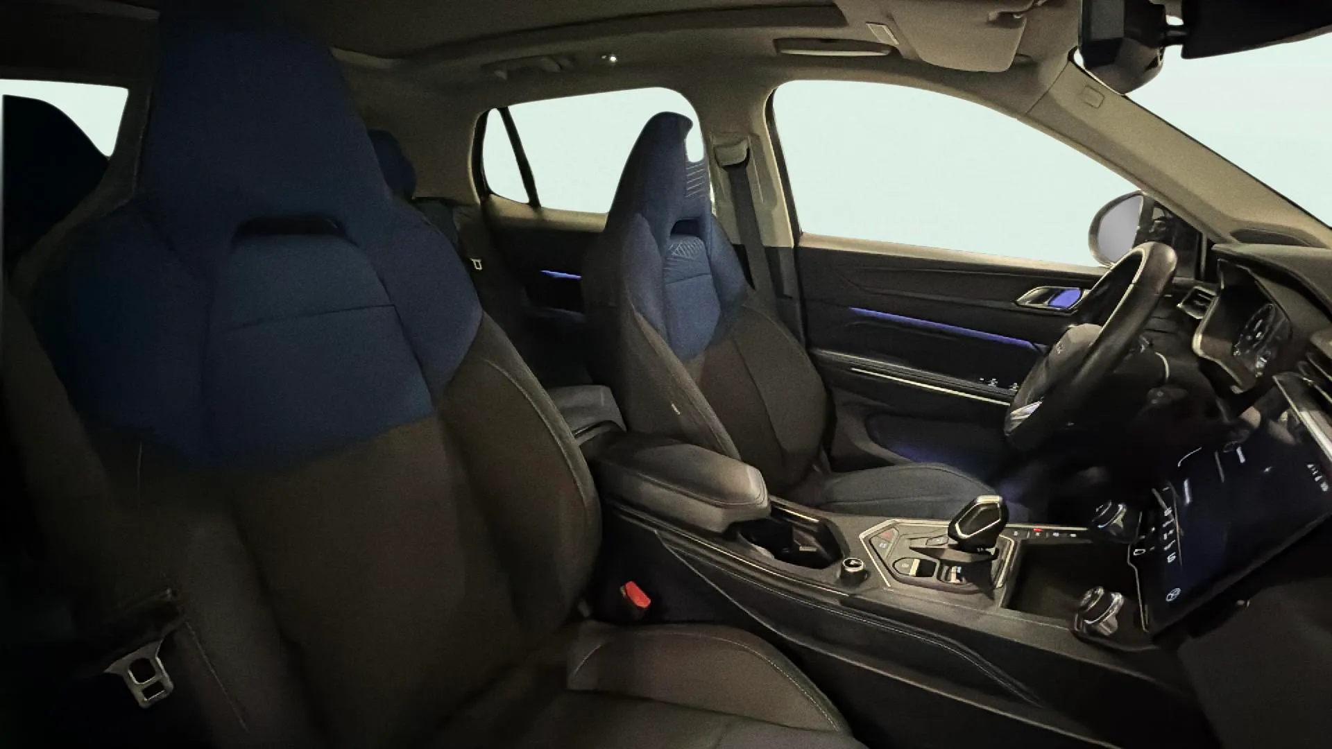 Lynk & Co 01 1.5 PHEV - foto 15