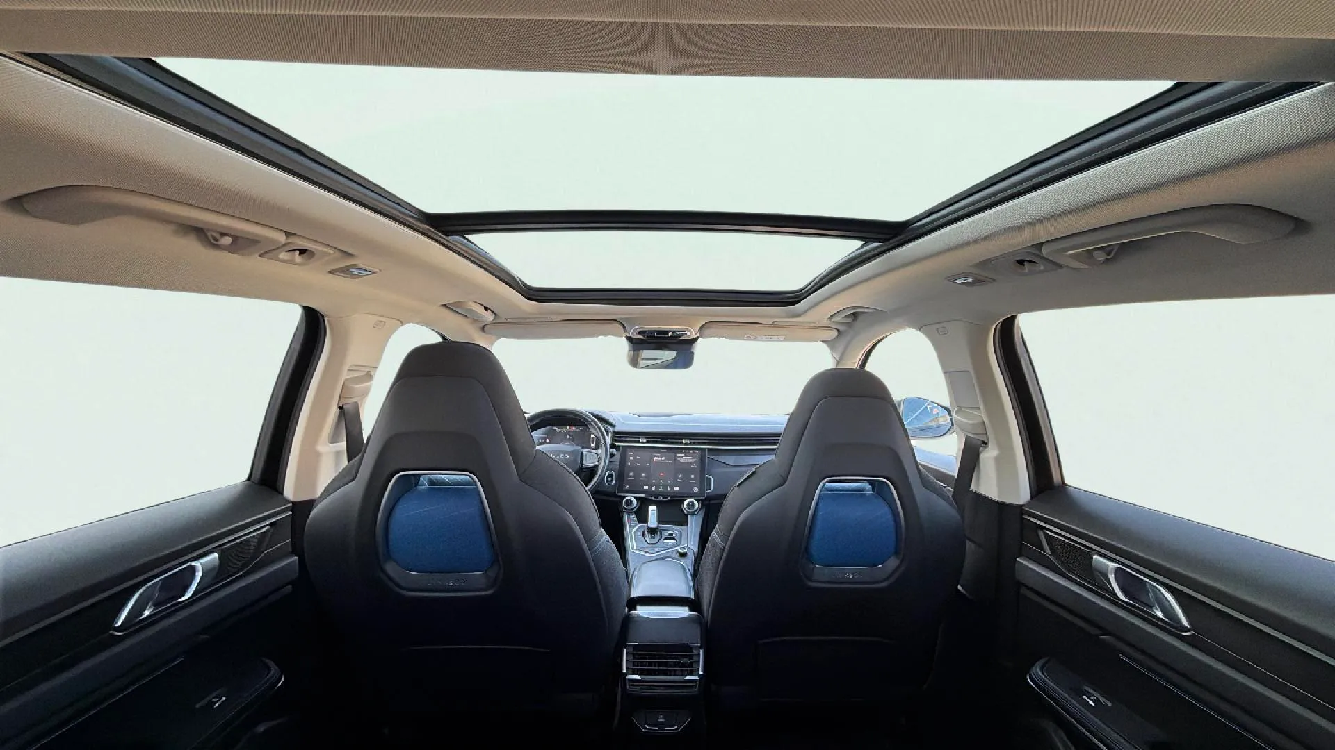 Lynk & Co 01 1.5 PHEV - foto 19