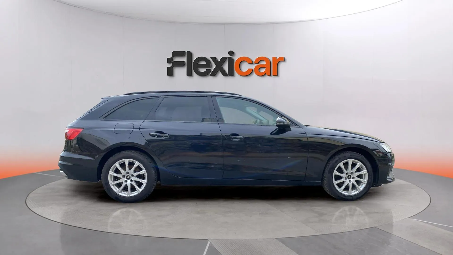 Audi A4 Avant Advanced 35 TDI S tronic - foto 2