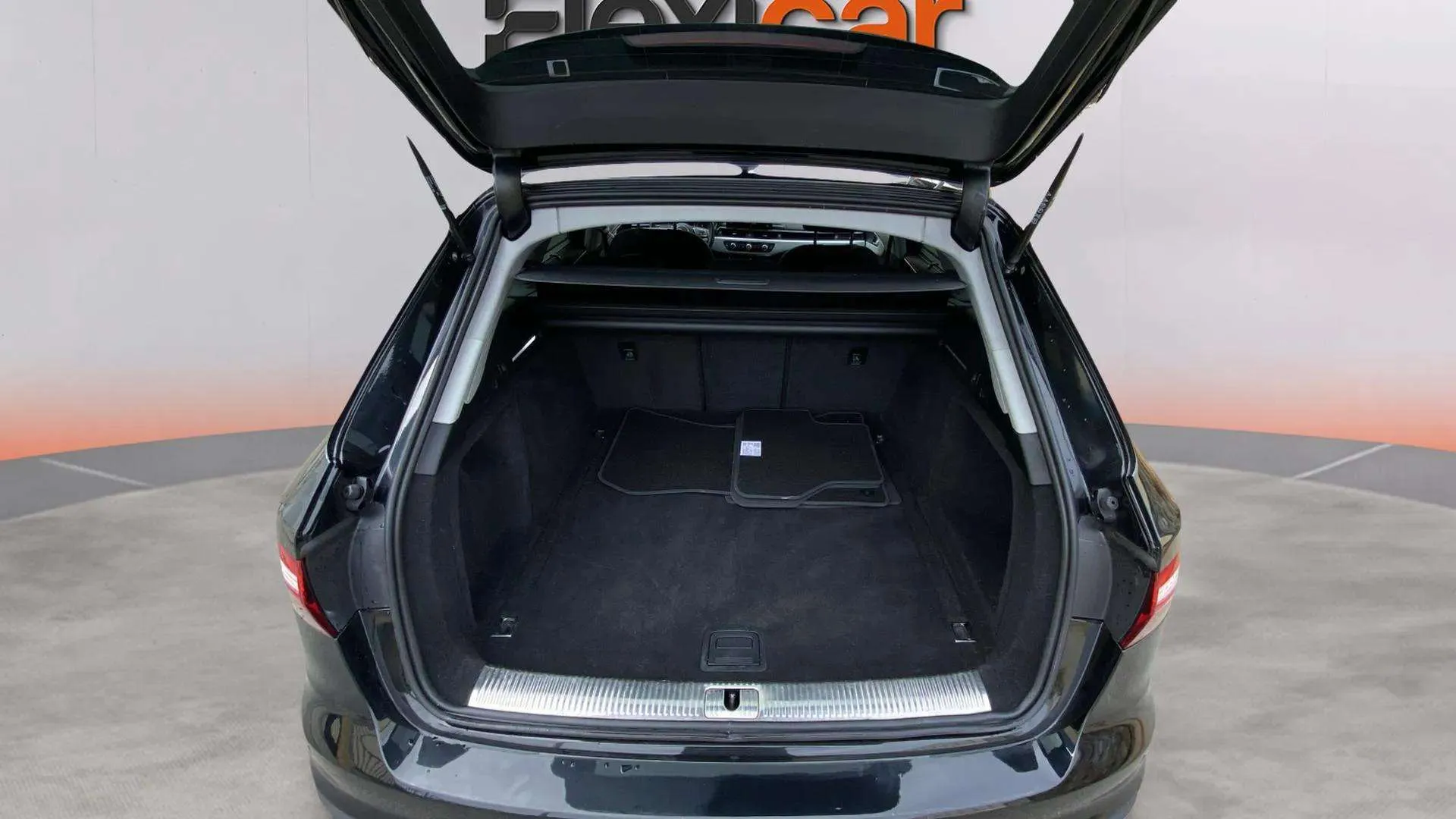 Audi A4 Avant Advanced 35 TDI S tronic - foto 14