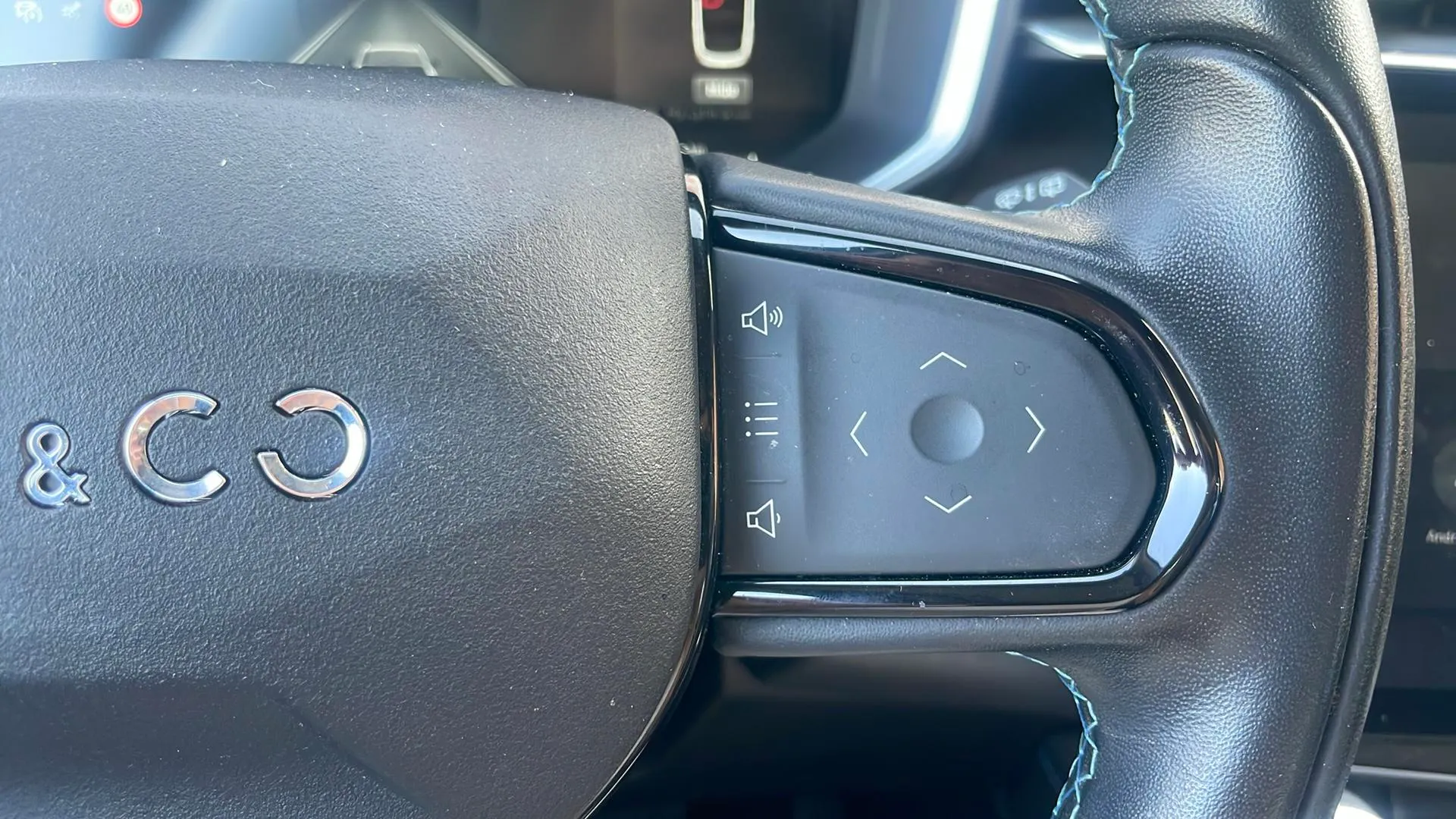 Lynk & Co 01 1.5 PHEV - foto 18