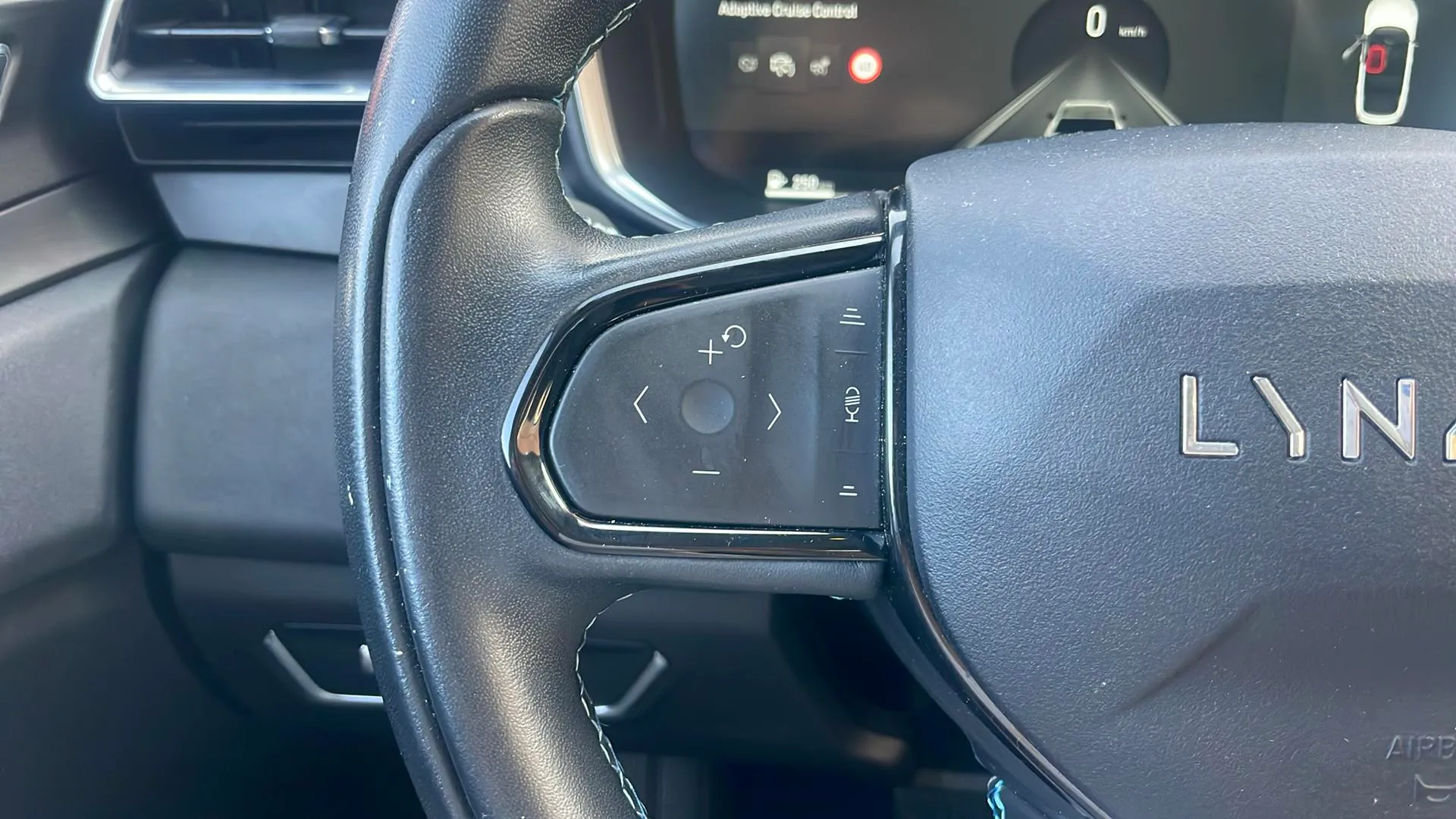 Lynk & Co 01 1.5 PHEV - foto 17