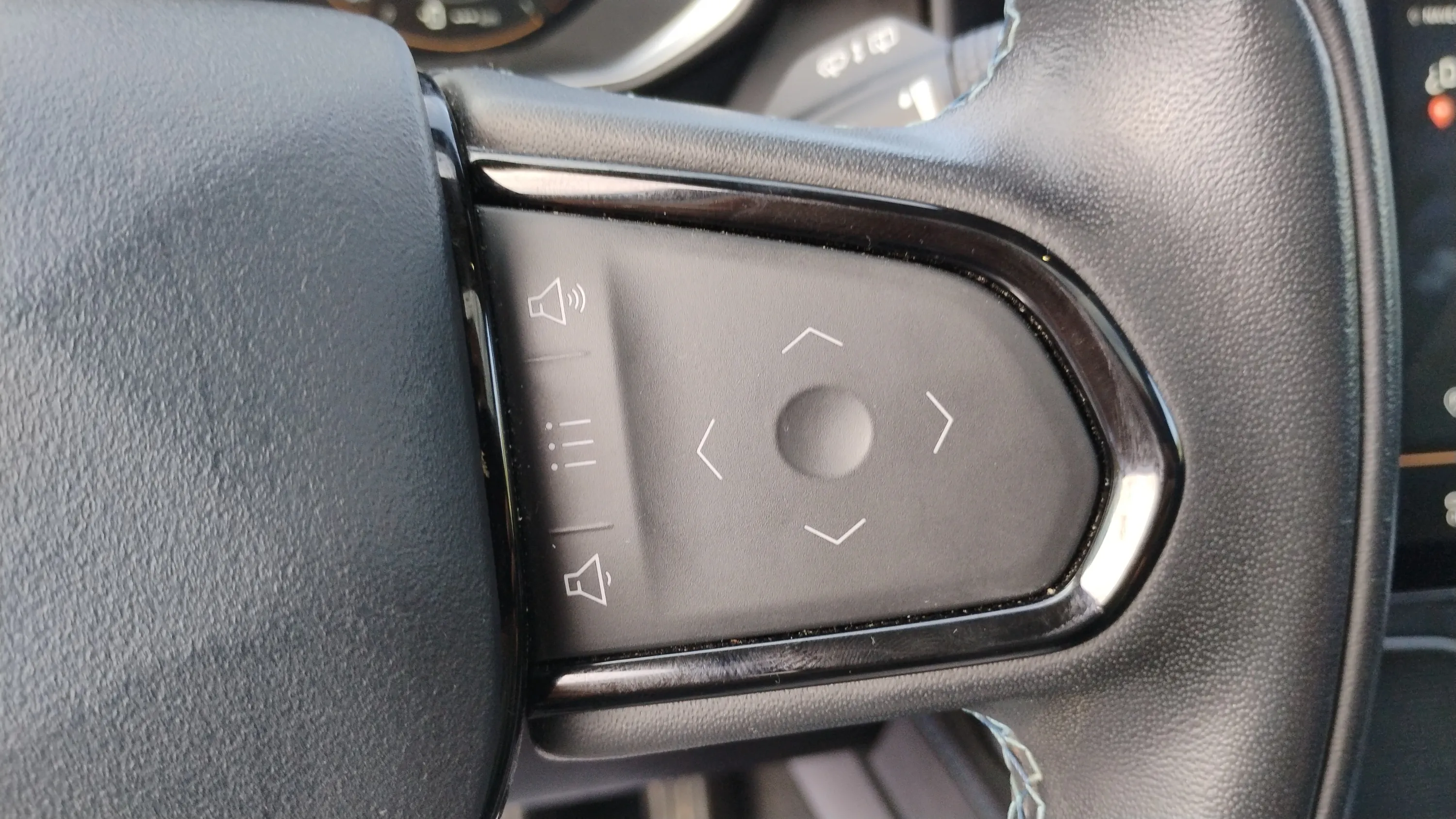 Lynk & Co 01 1.5 PHEV 6. - foto 16