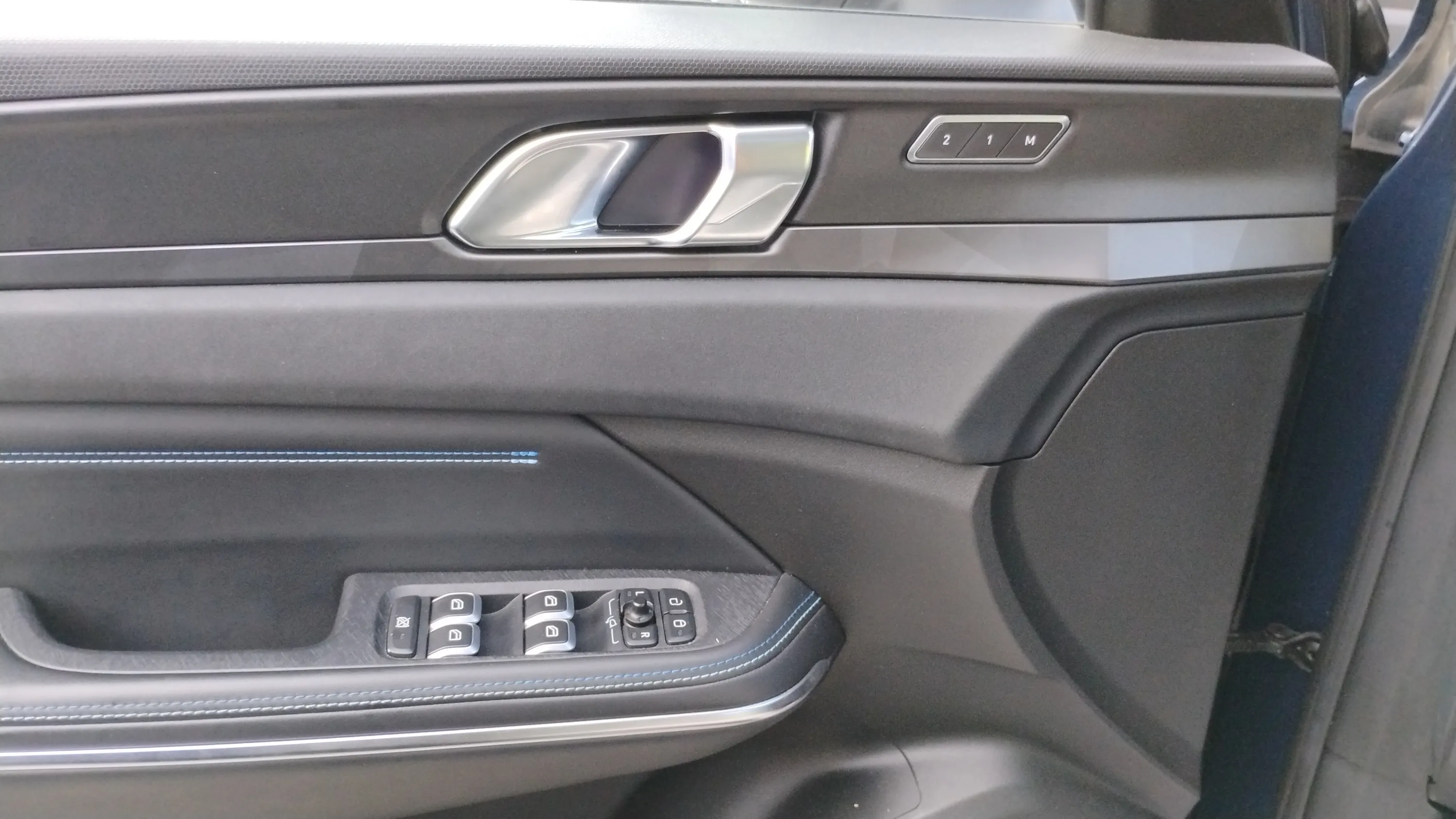 Lynk & Co 01 1.5 PHEV 6. - foto 9