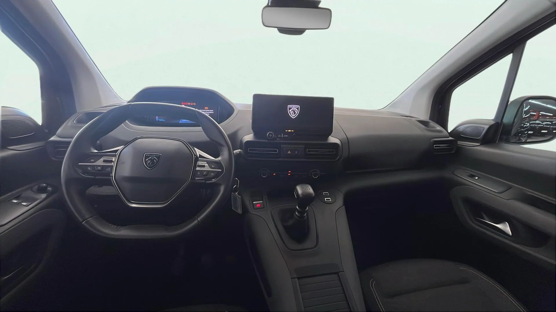 Peugeot Rifter Allure BlueHDi 100 - foto 9