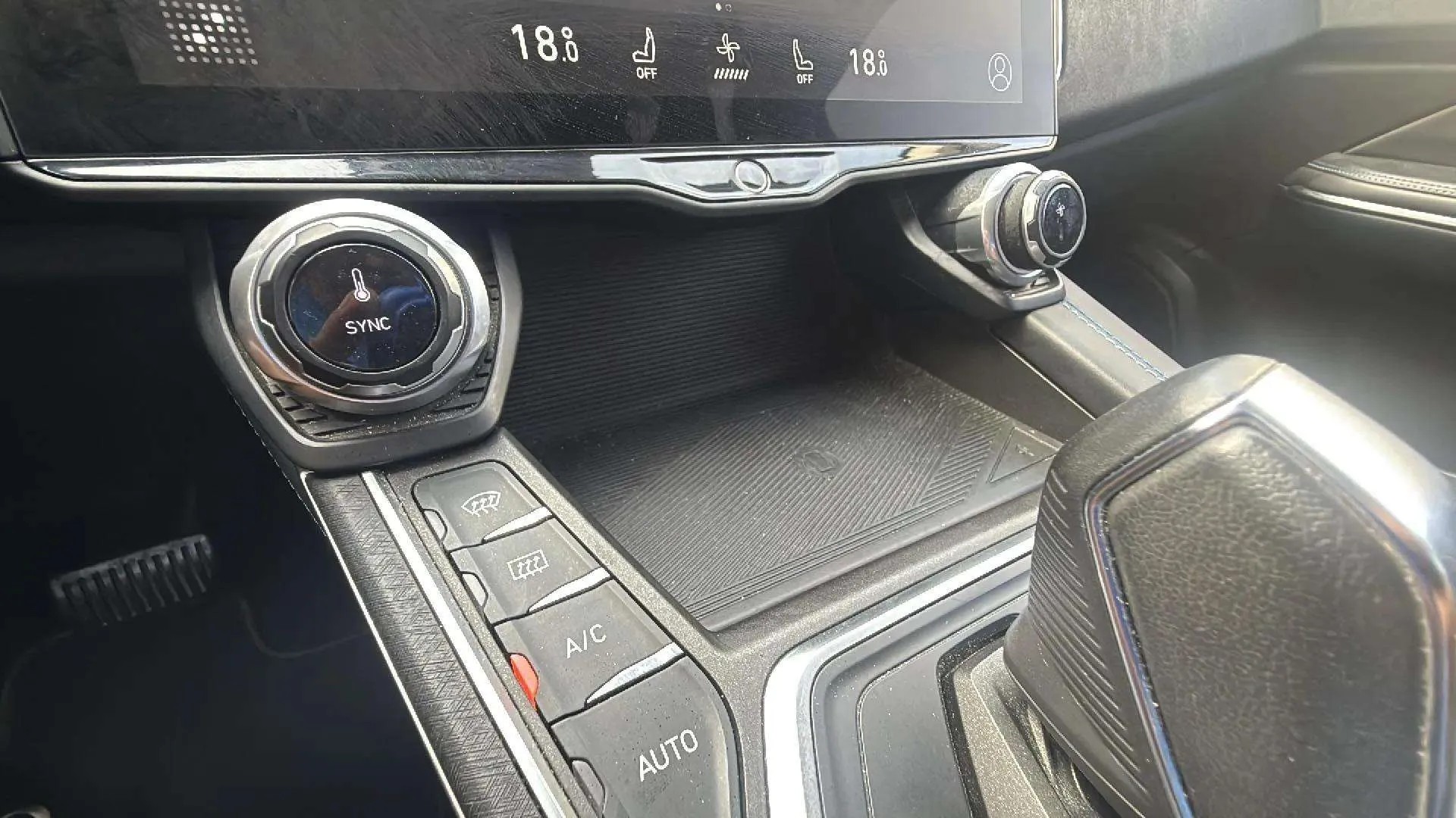 Lynk & Co 01 1.5 PHEV - foto 23