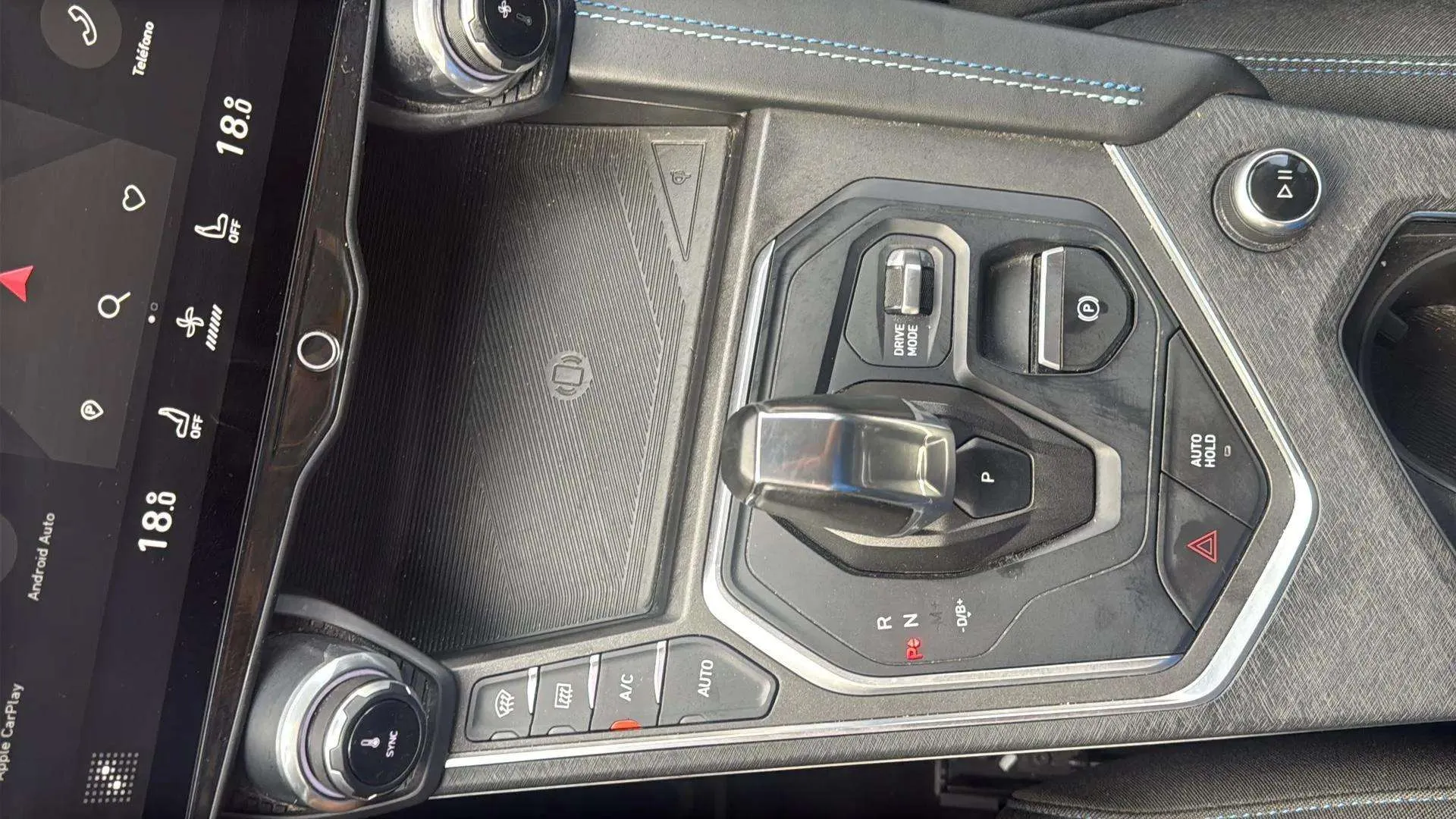 Lynk & Co 01 1.5 PHEV - foto 22