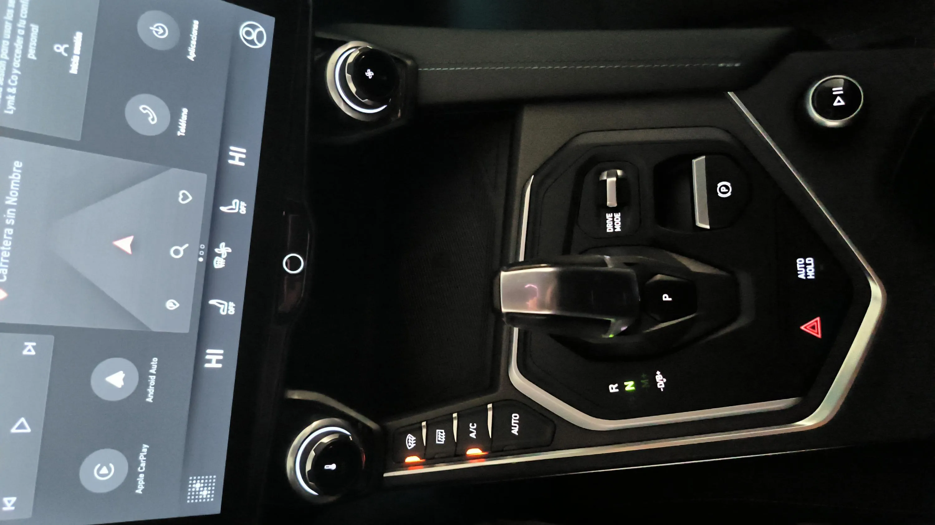 Lynk & Co 01 1.5 PHEV - foto 25