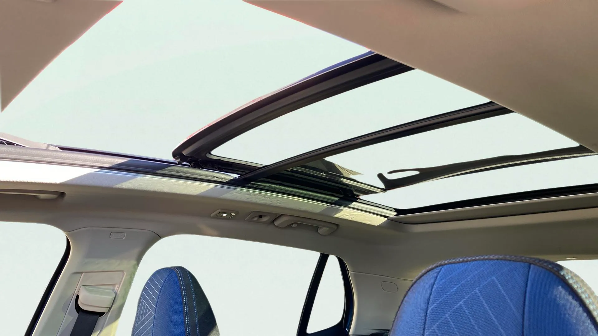 Lynk & Co 01 1.5 PHEV - foto 23