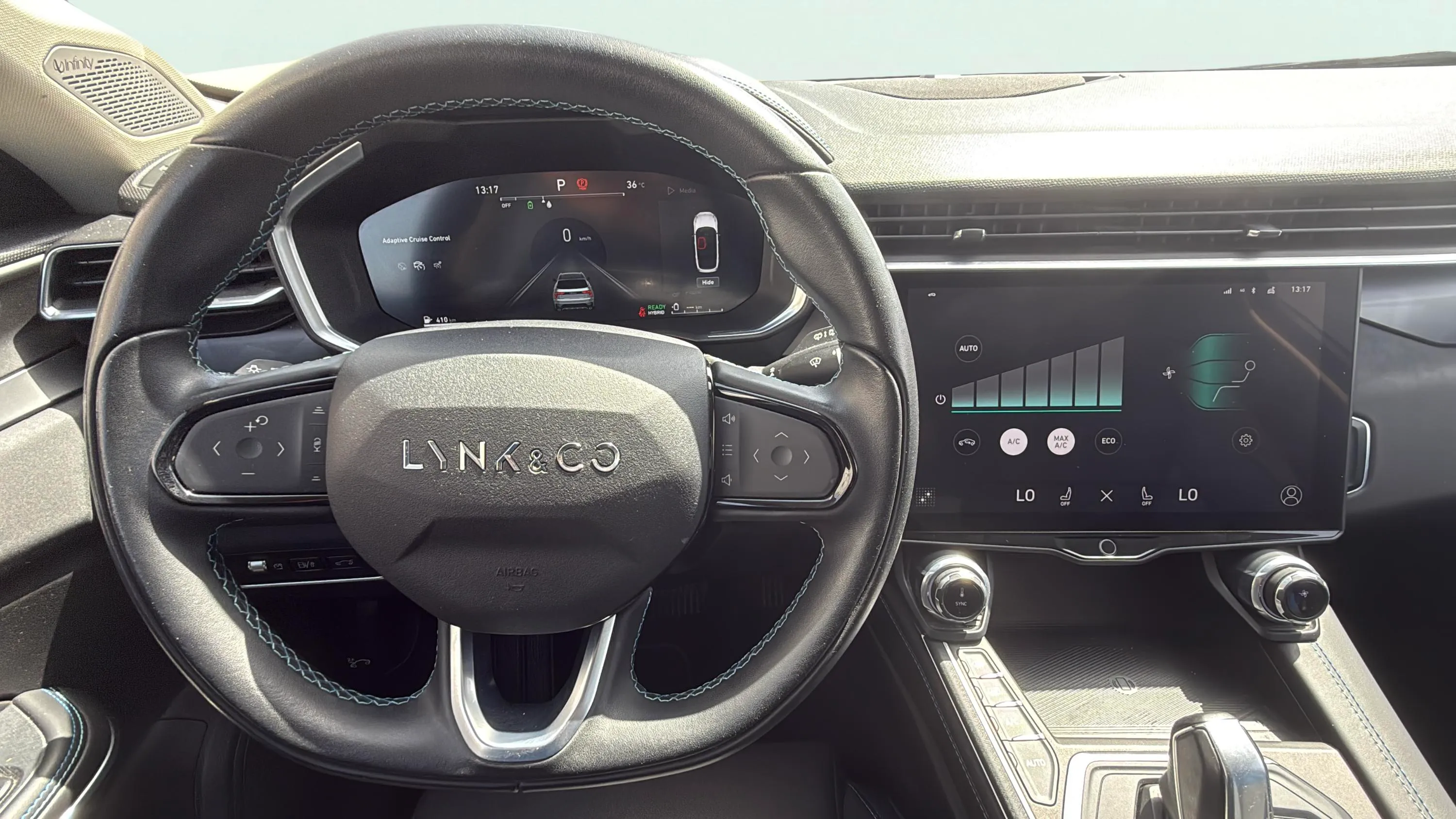 Lynk & Co 01 1.5 PHEV - foto 12
