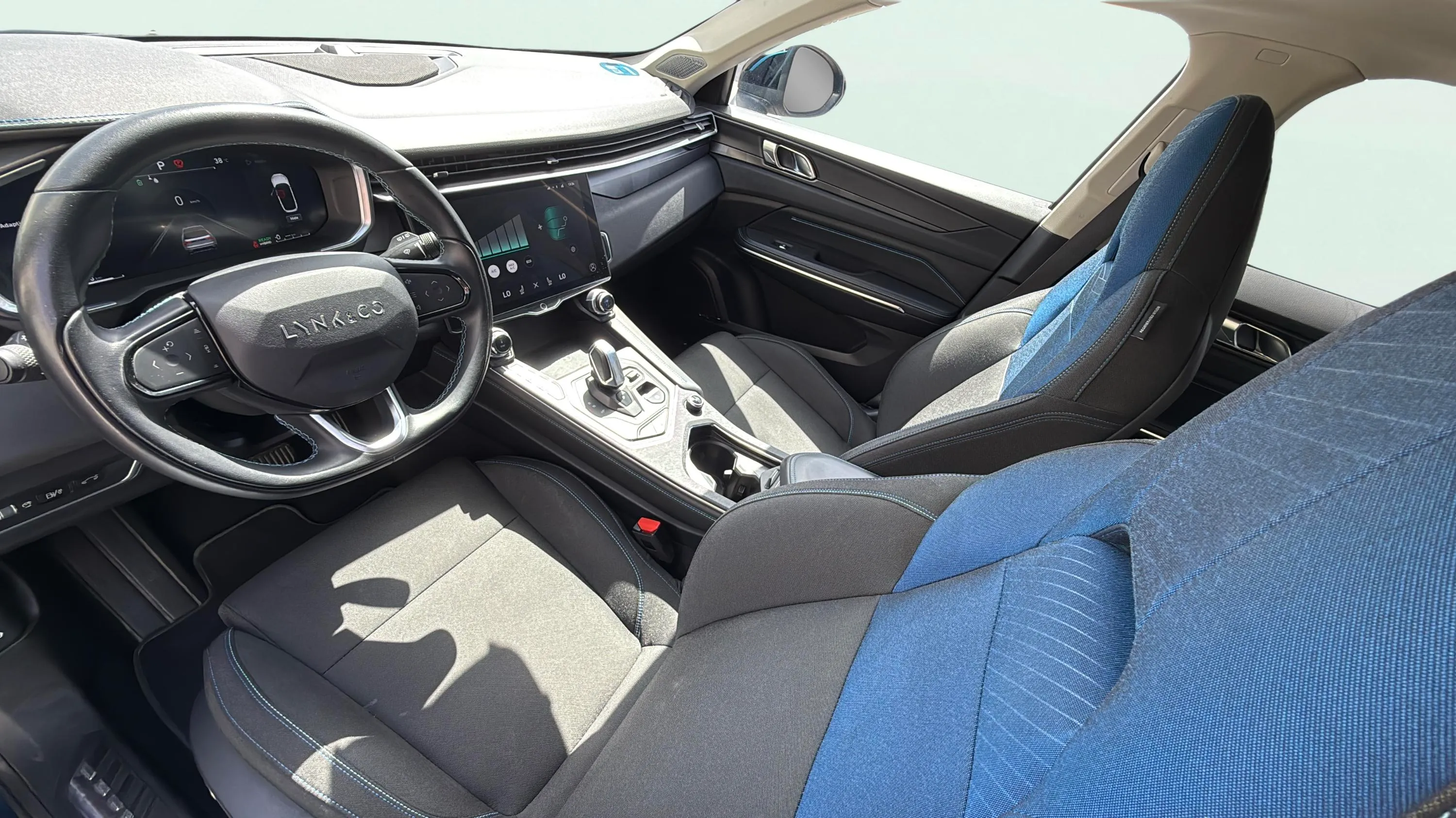 Lynk & Co 01 1.5 PHEV - foto 9