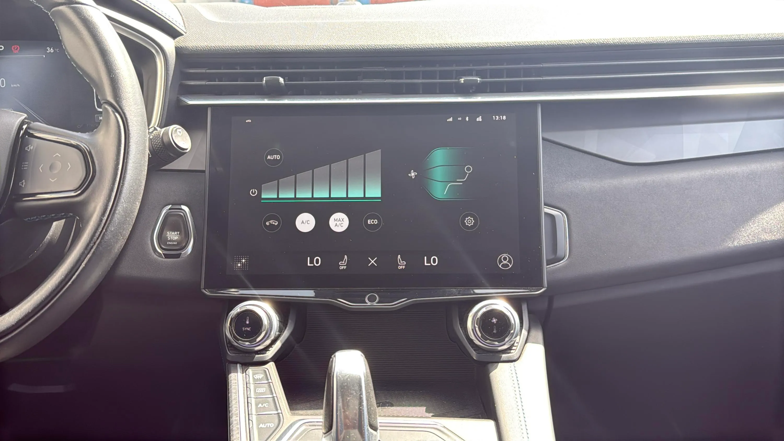 Lynk & Co 01 1.5 PHEV - foto 14