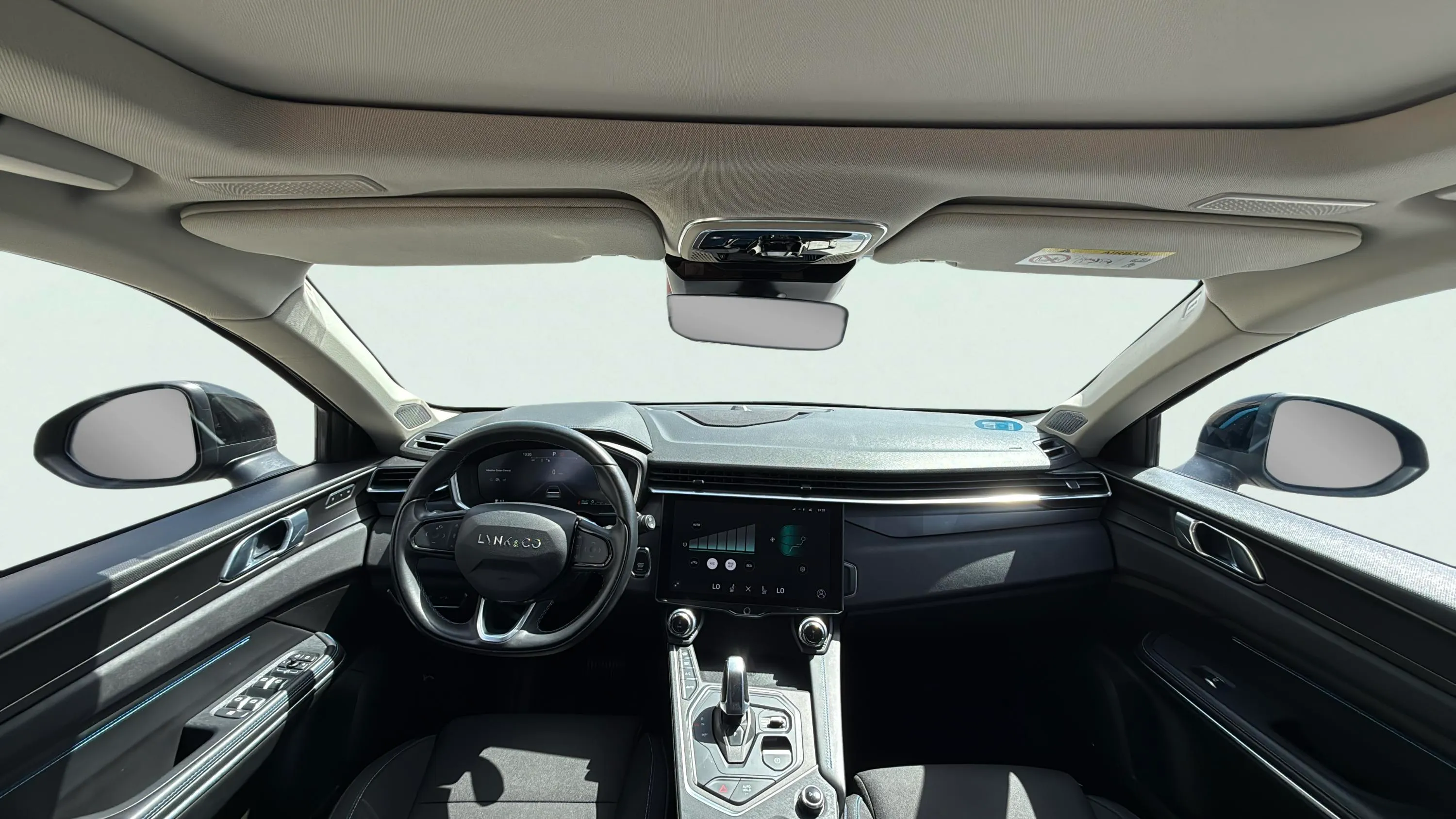 Lynk & Co 01 1.5 PHEV - foto 10