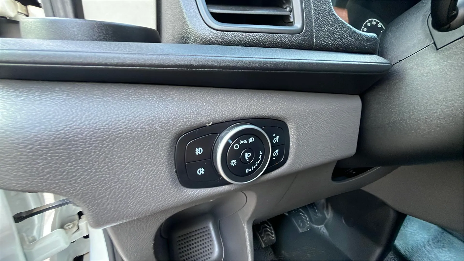 Ford Transit 2.0 - foto 22