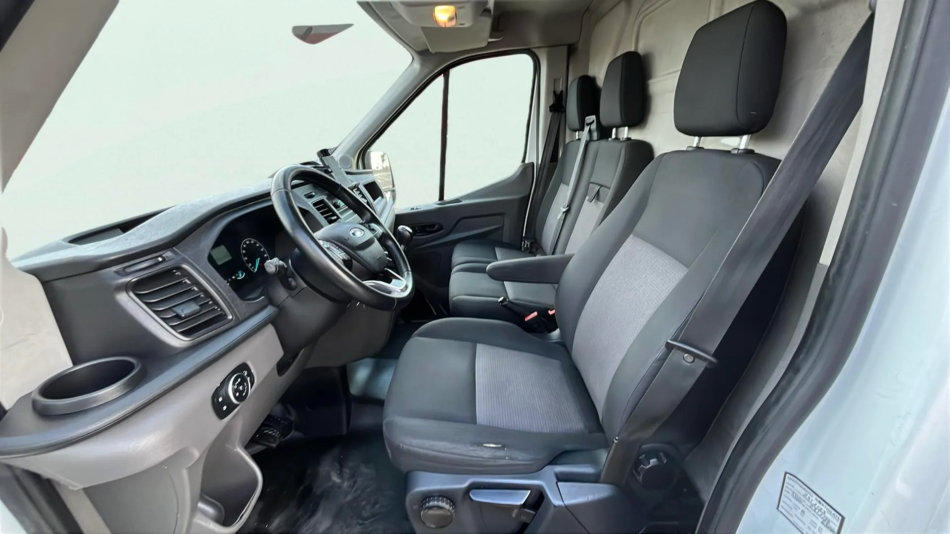 Ford Transit 2.0 - foto 12