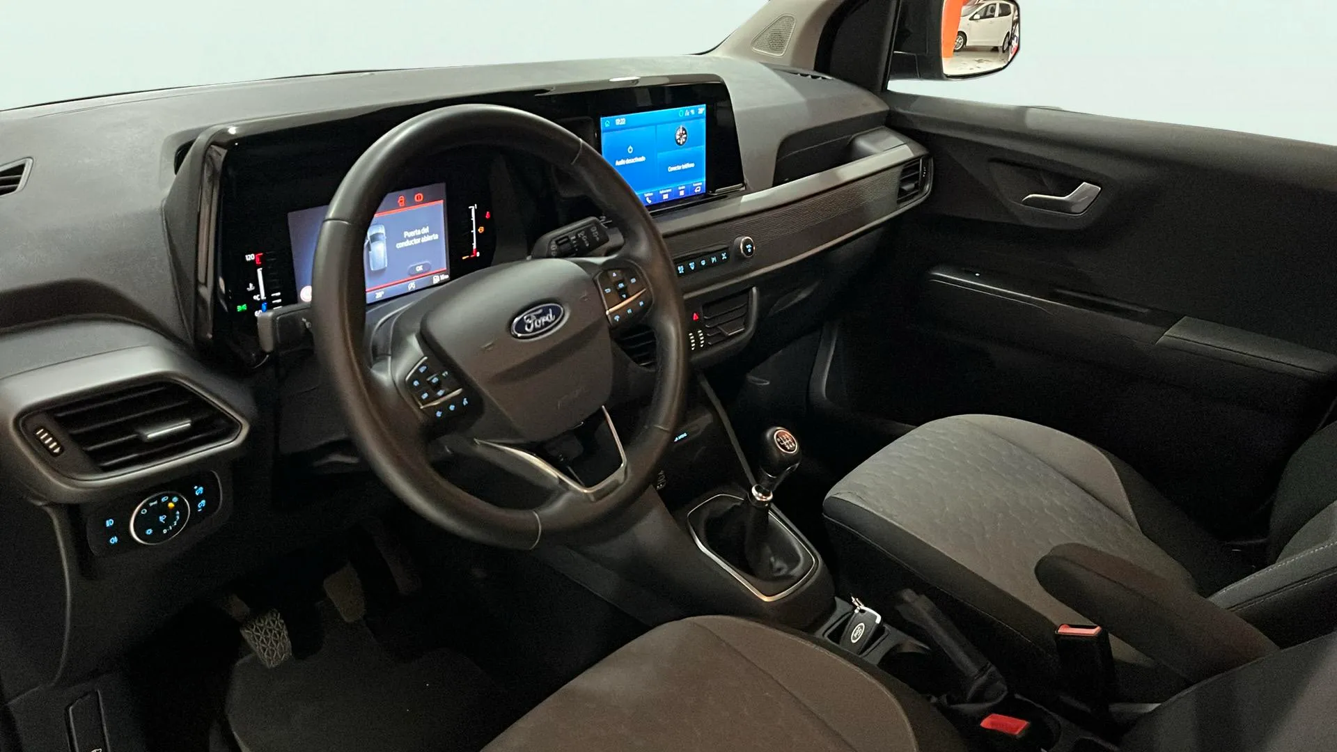 Ford Tourneo Courier 1.0 EcoBoost Active - foto 9