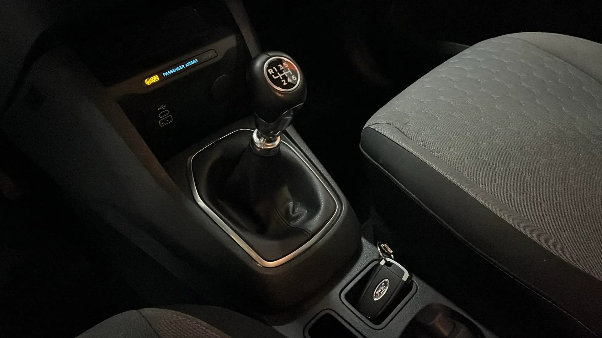 Ford Tourneo Courier 1.0 EcoBoost Active - foto 14