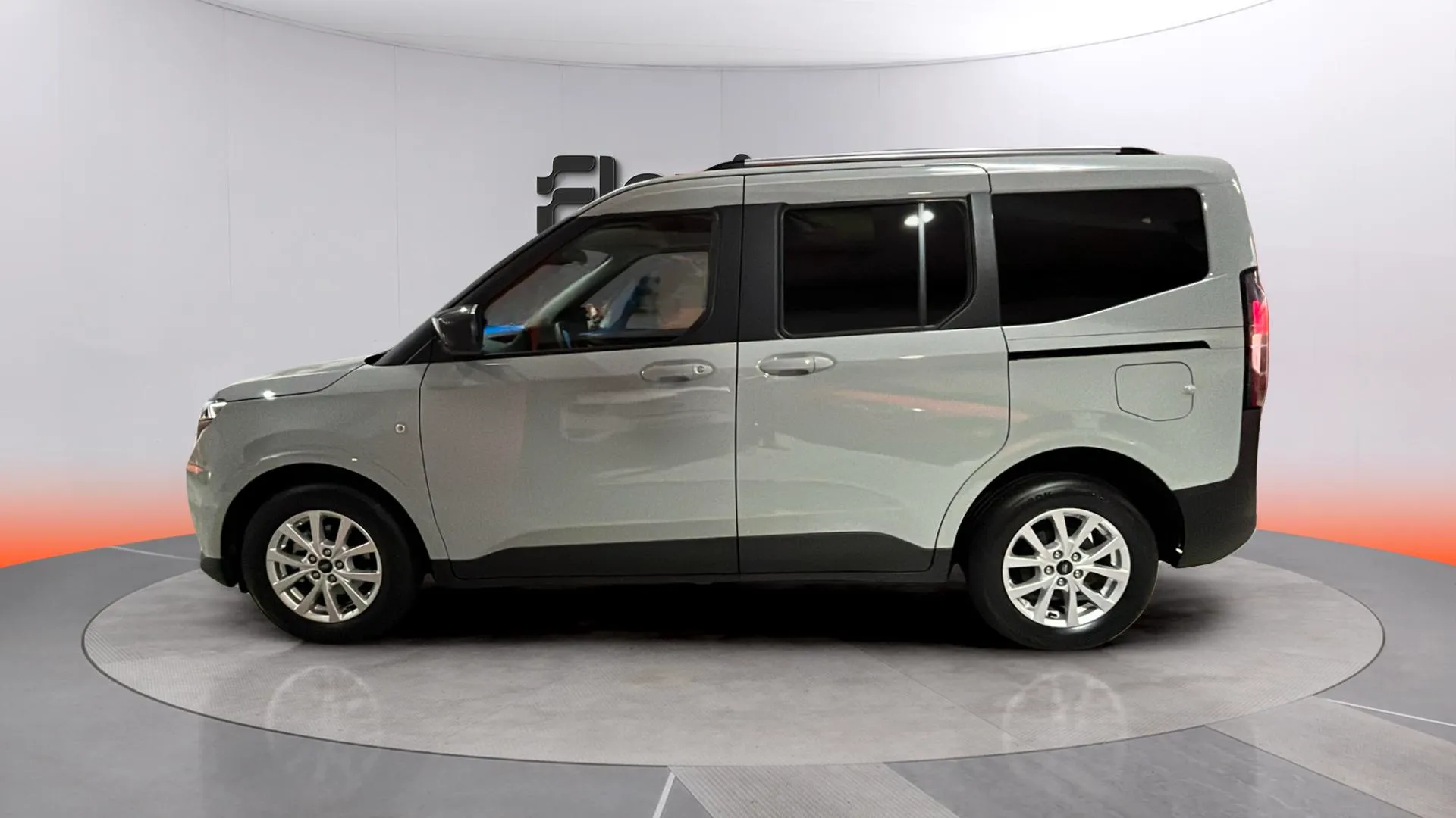 Ford Tourneo Courier 1.0 EcoBoost Active - foto 4