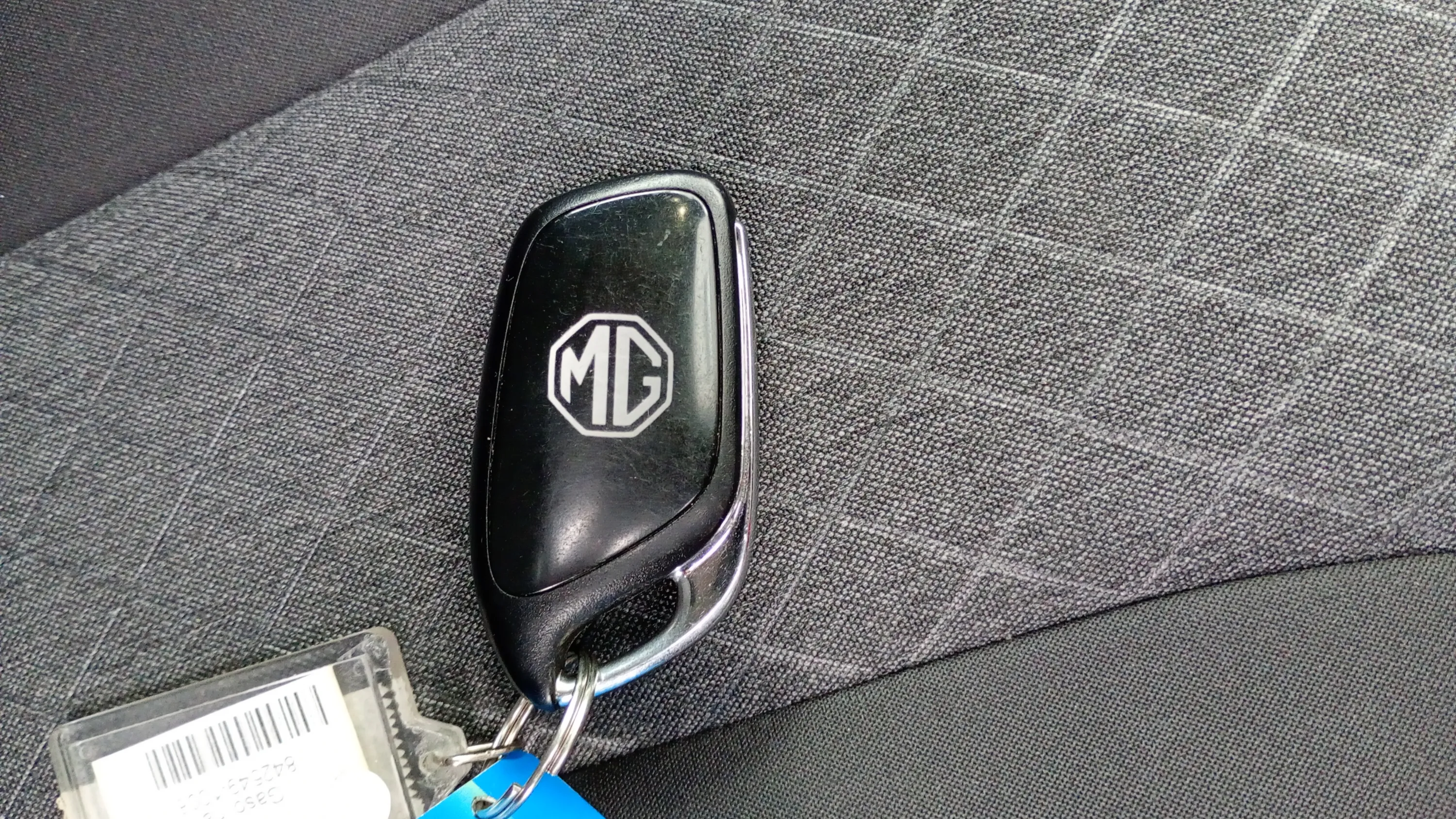 MG HS 1.5T Luxury DCT - foto 17