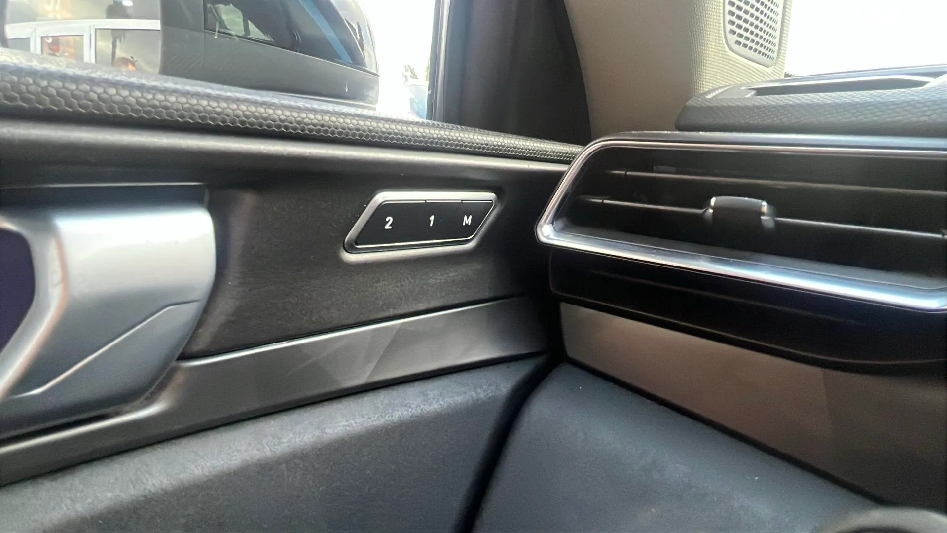 Lynk & Co 01 1.5 PHEV - foto 22