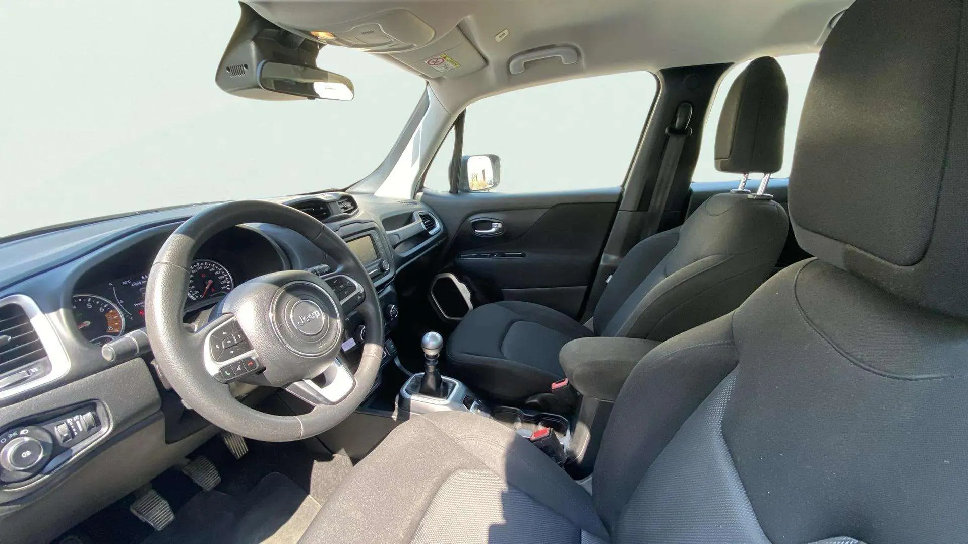 Jeep Renegade 1.0G Change the way 4x2 - foto 13