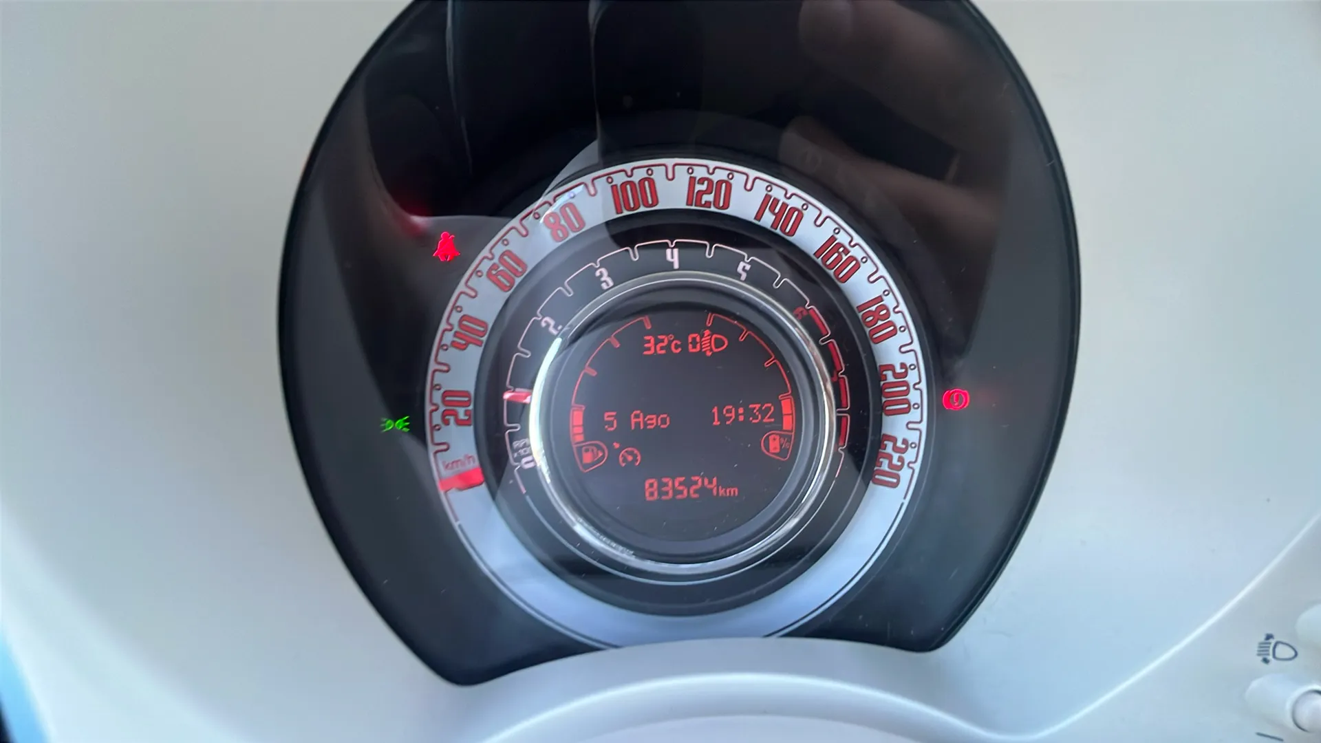 Fiat 500 Club 1.0 Hybrid - foto 16
