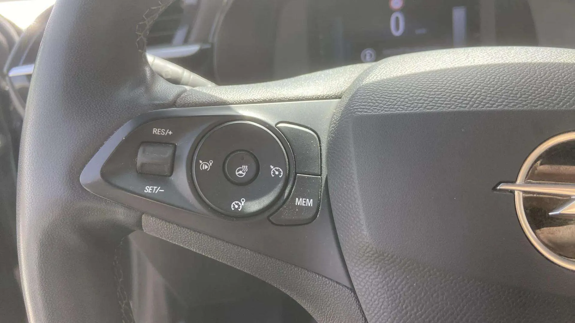 Opel Corsa 1.2T XHL Edition - foto 14