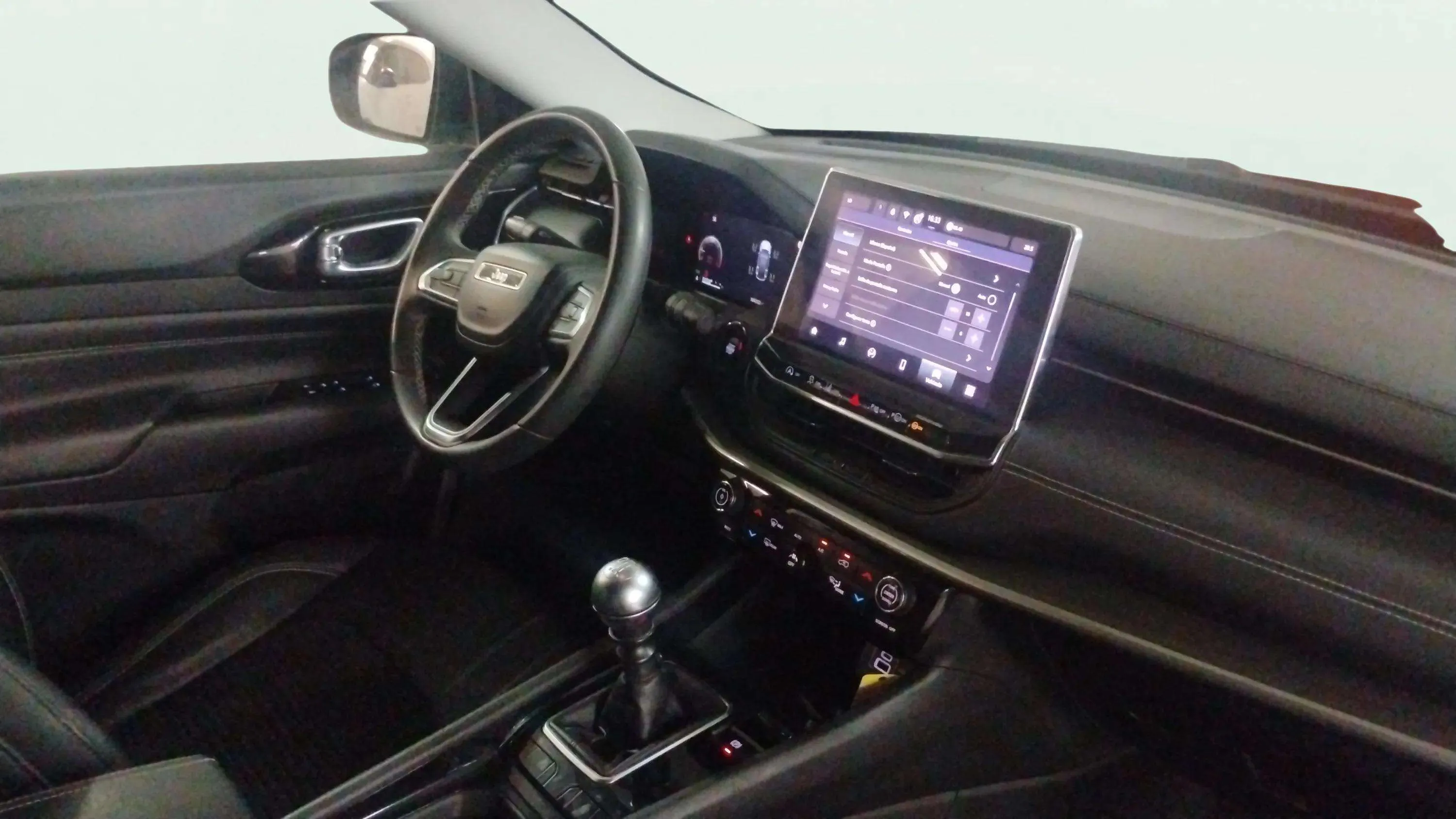 Jeep Compass 1.6 Mjet 80th FWD - foto 18