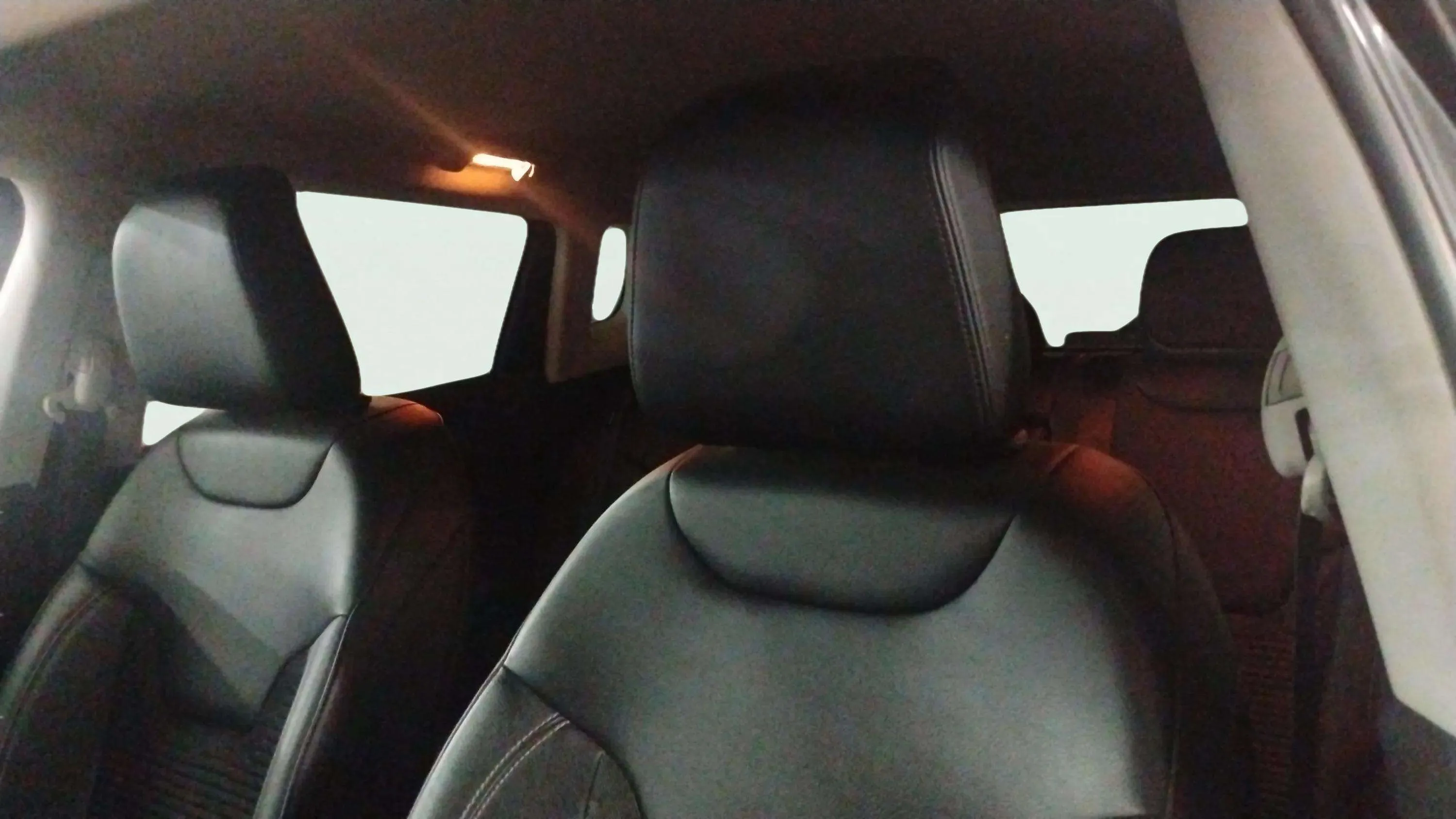 Jeep Compass 1.6 Mjet 80th FWD - foto 10