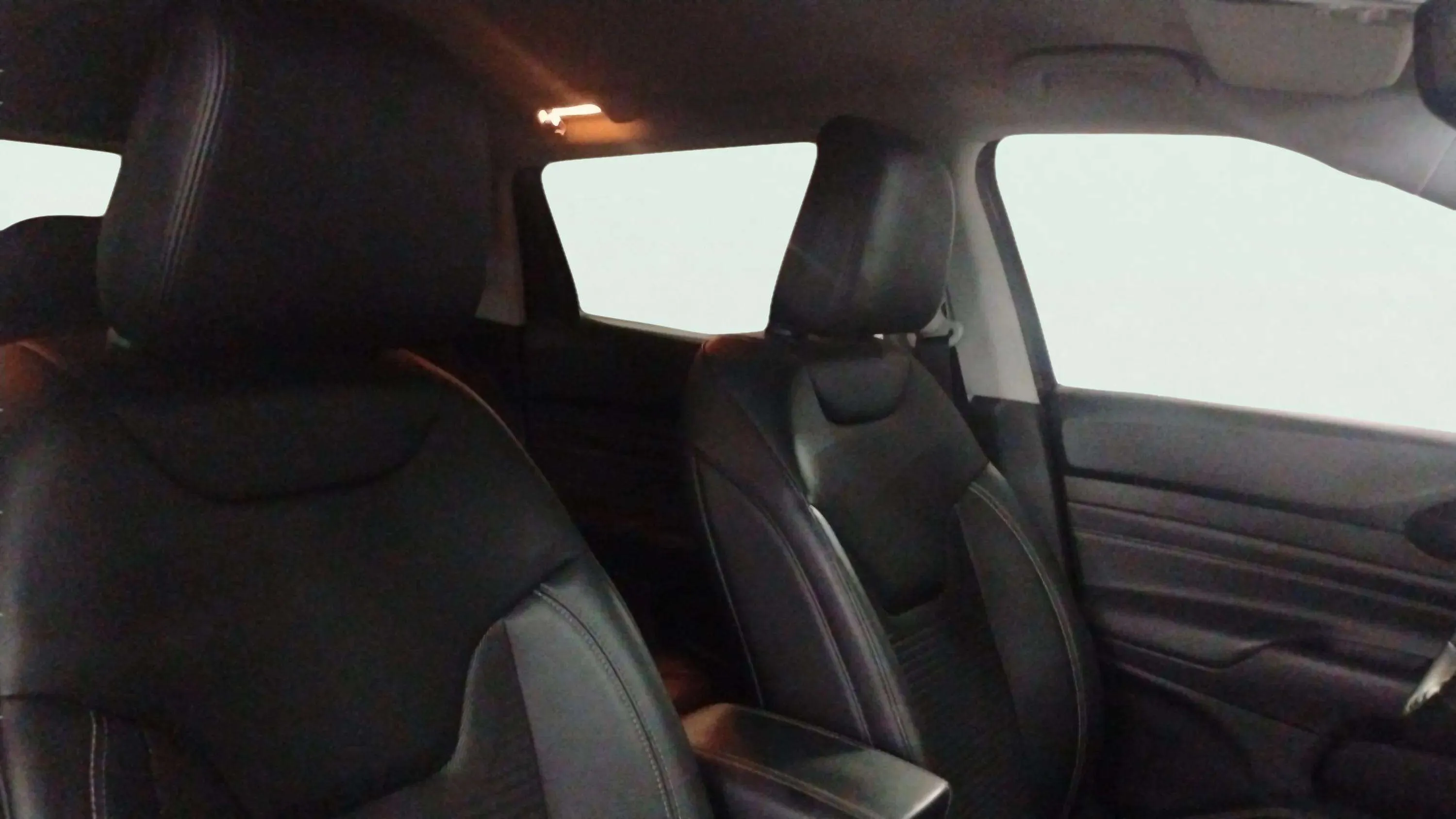 Jeep Compass 1.6 Mjet 80th FWD - foto 20