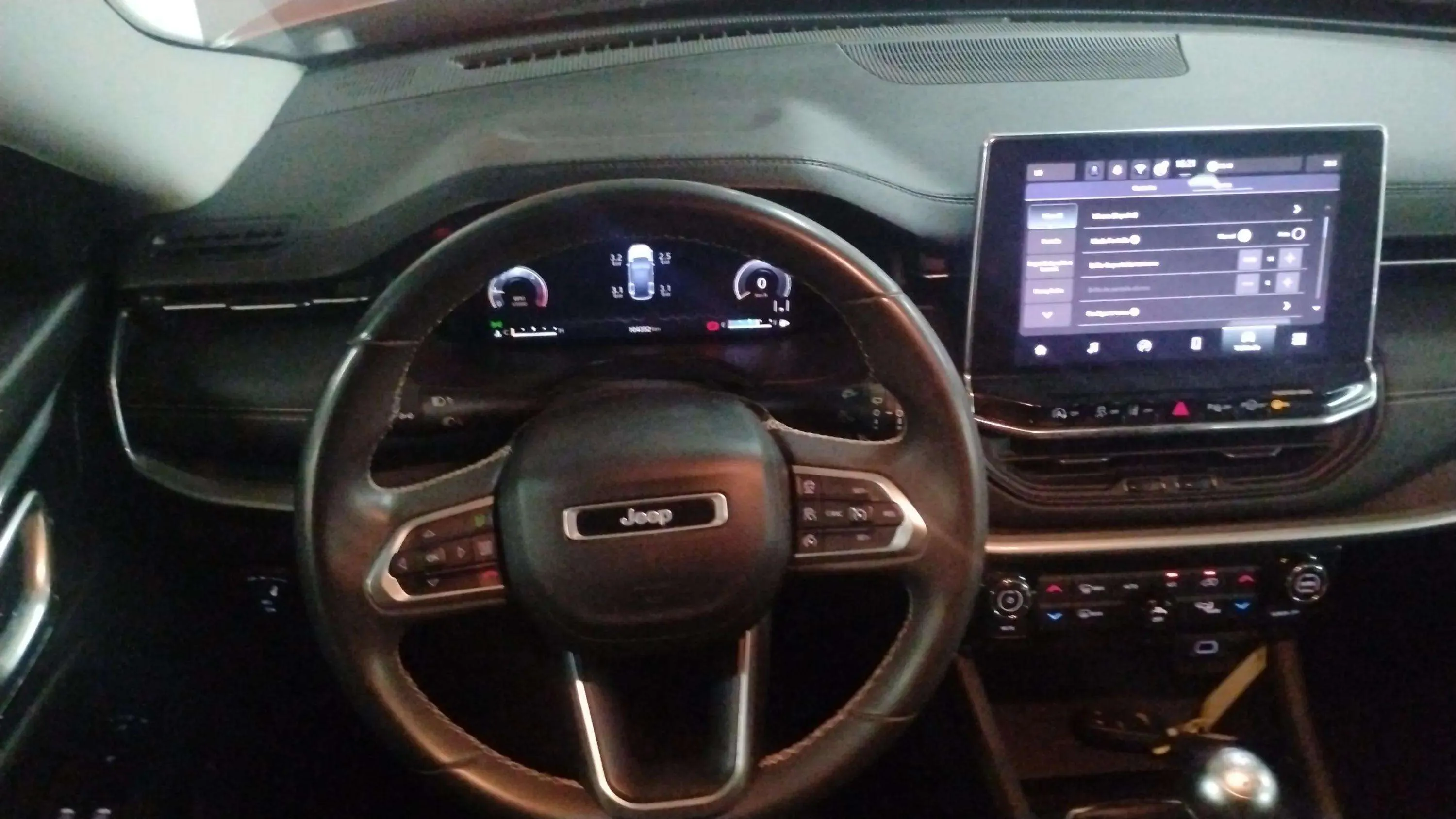 Jeep Compass 1.6 Mjet 80th FWD - foto 6