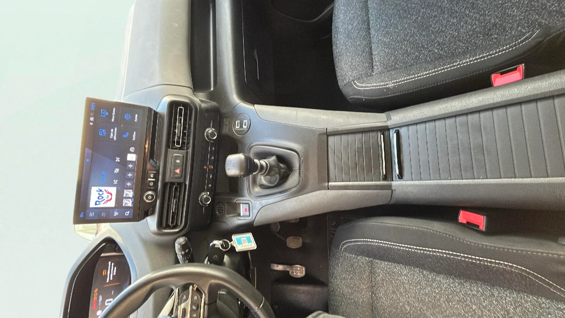 Peugeot Rifter Allure BlueHDi 100 - foto 9