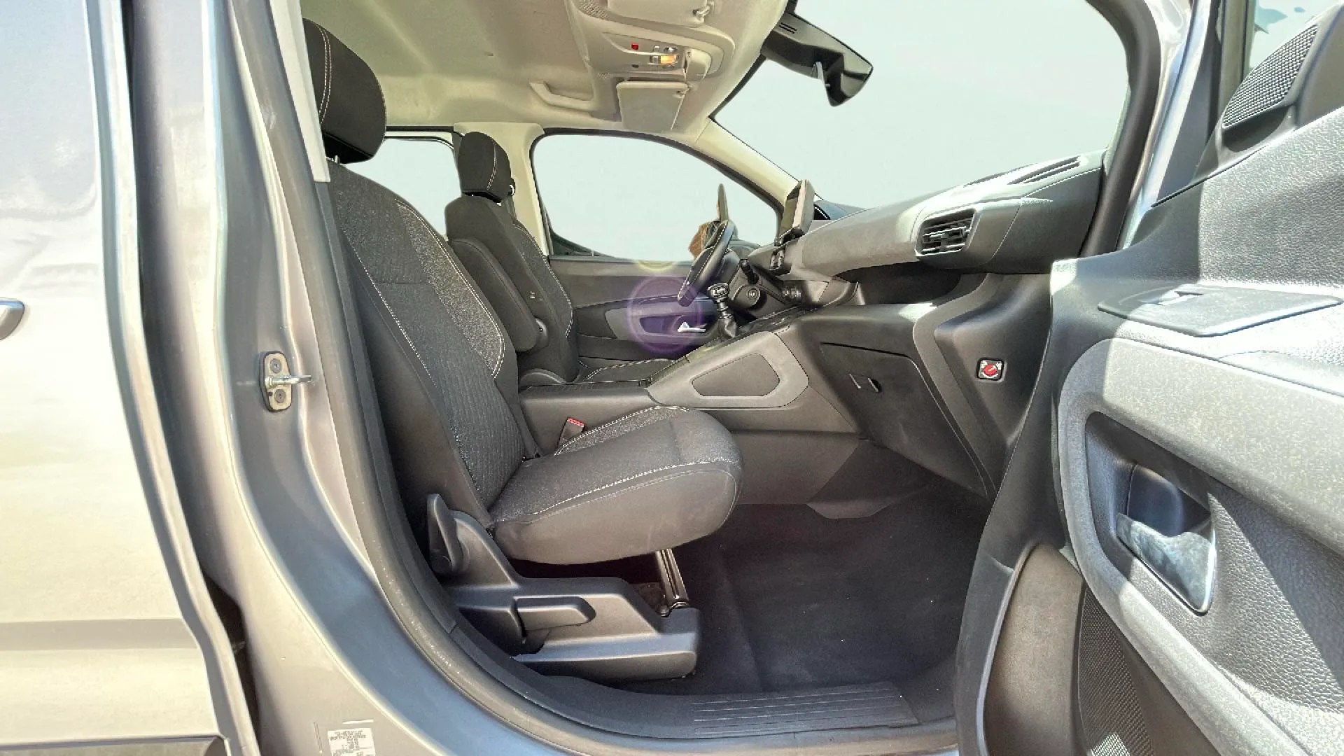 Peugeot Rifter Allure BlueHDi 100 - foto 15