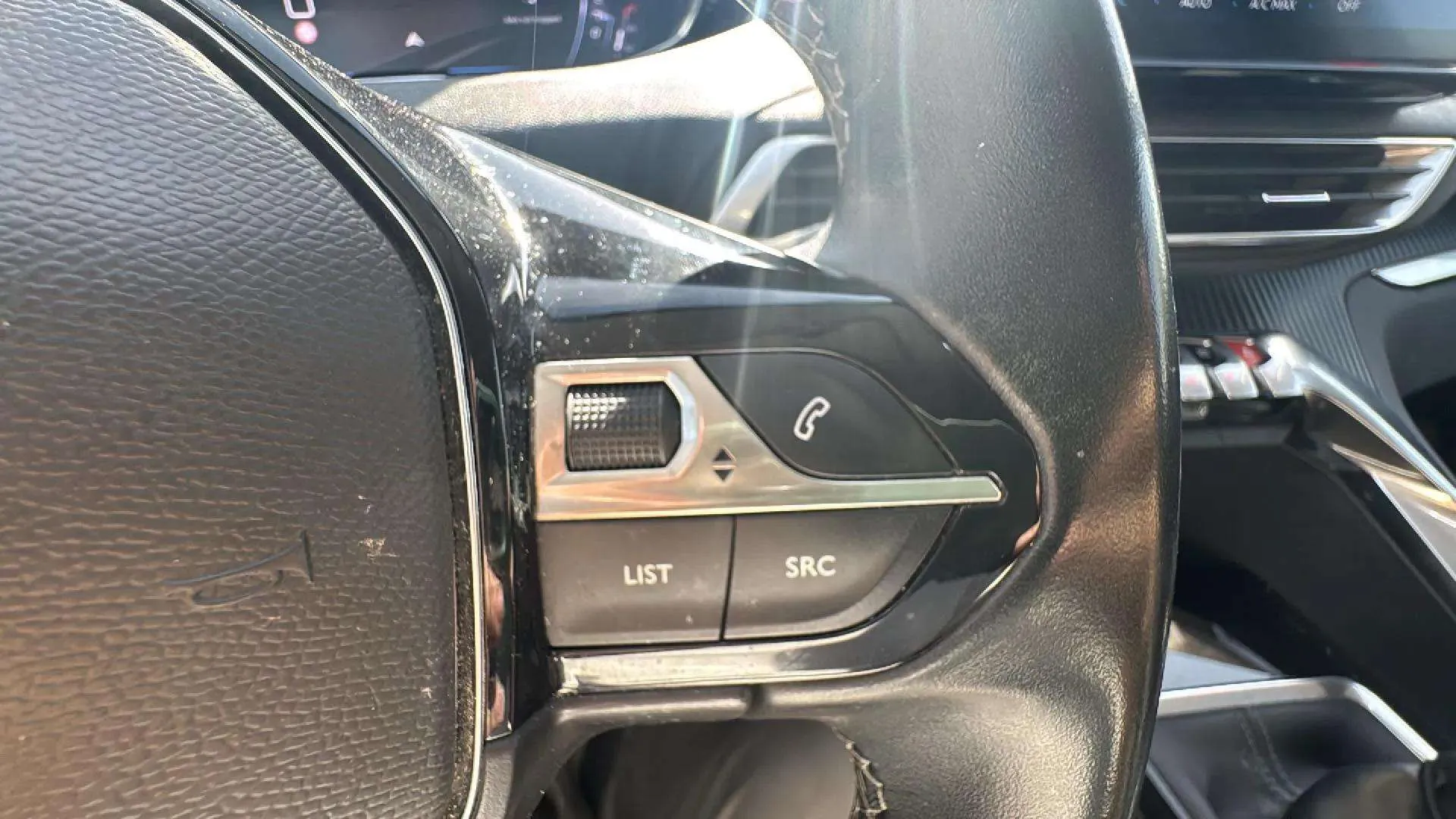 Peugeot 5008 1.2 PureTech Allure - foto 14