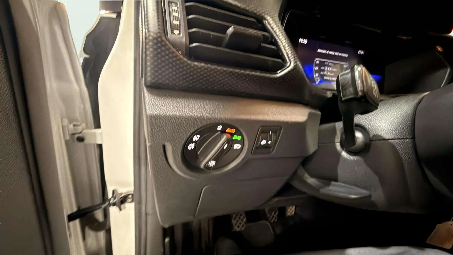 Volkswagen T-Cross Advance 1.0 TSI - foto 18