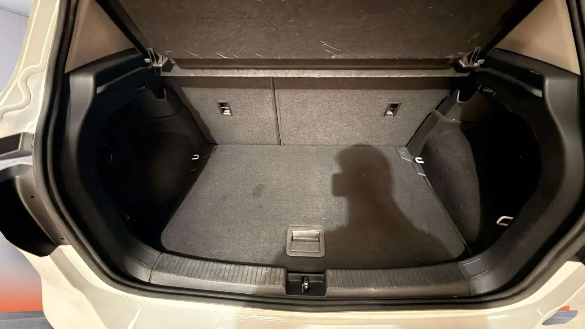 Volkswagen T-Cross Advance 1.0 TSI - foto 22