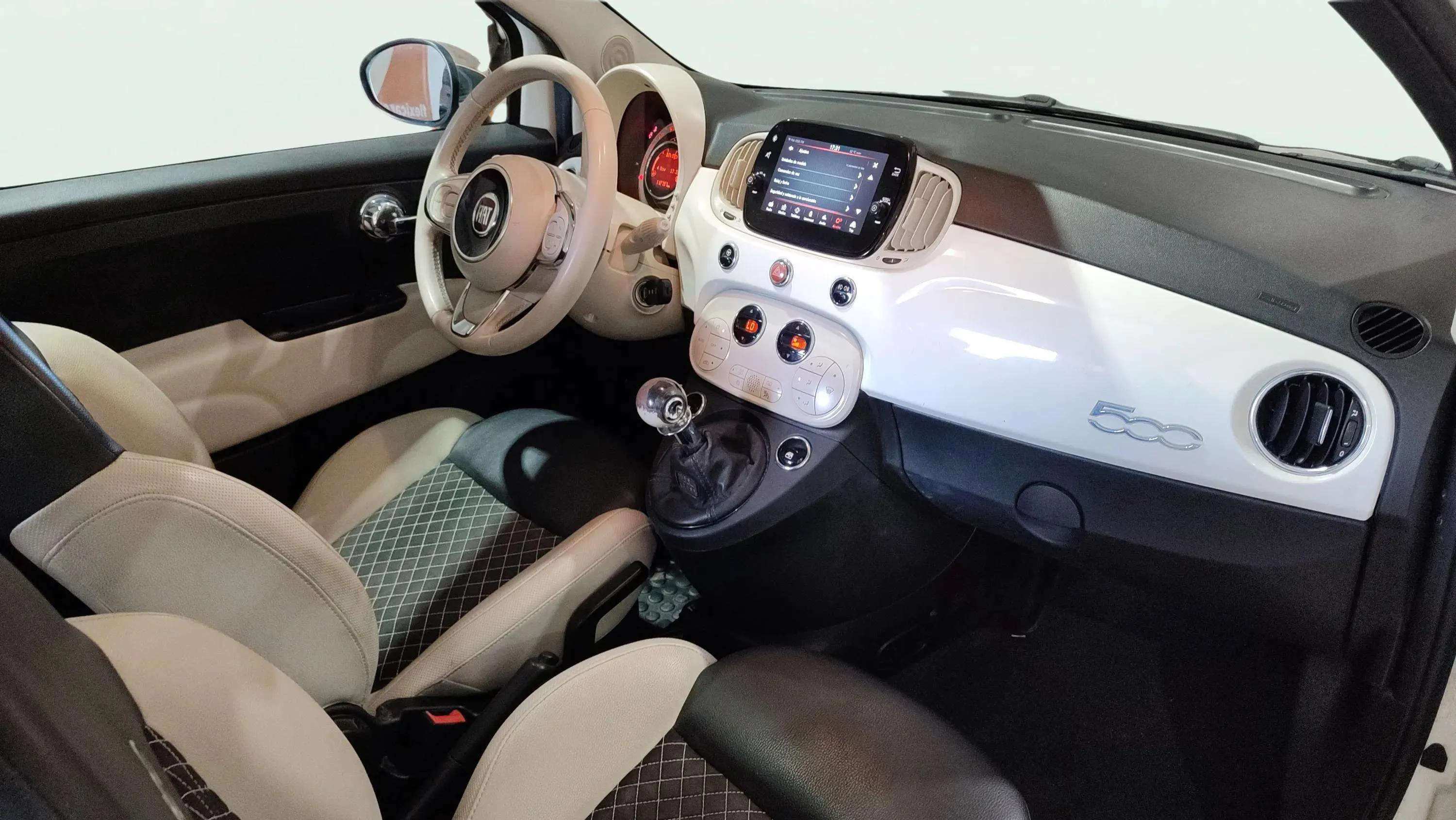 Fiat 500 Dolcevita 1.0 Hybrid - foto 22