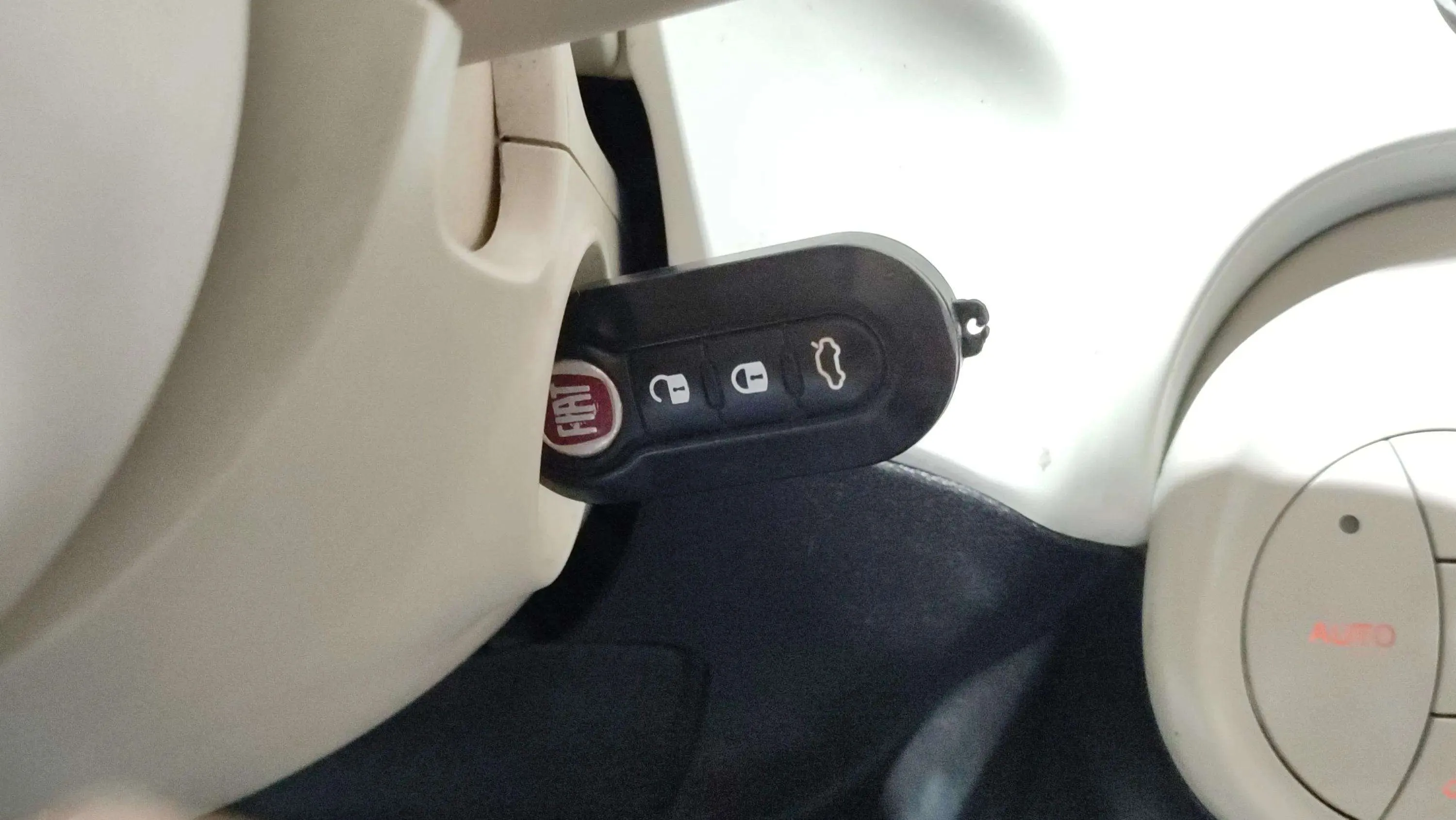 Fiat 500 Dolcevita 1.0 Hybrid - foto 9