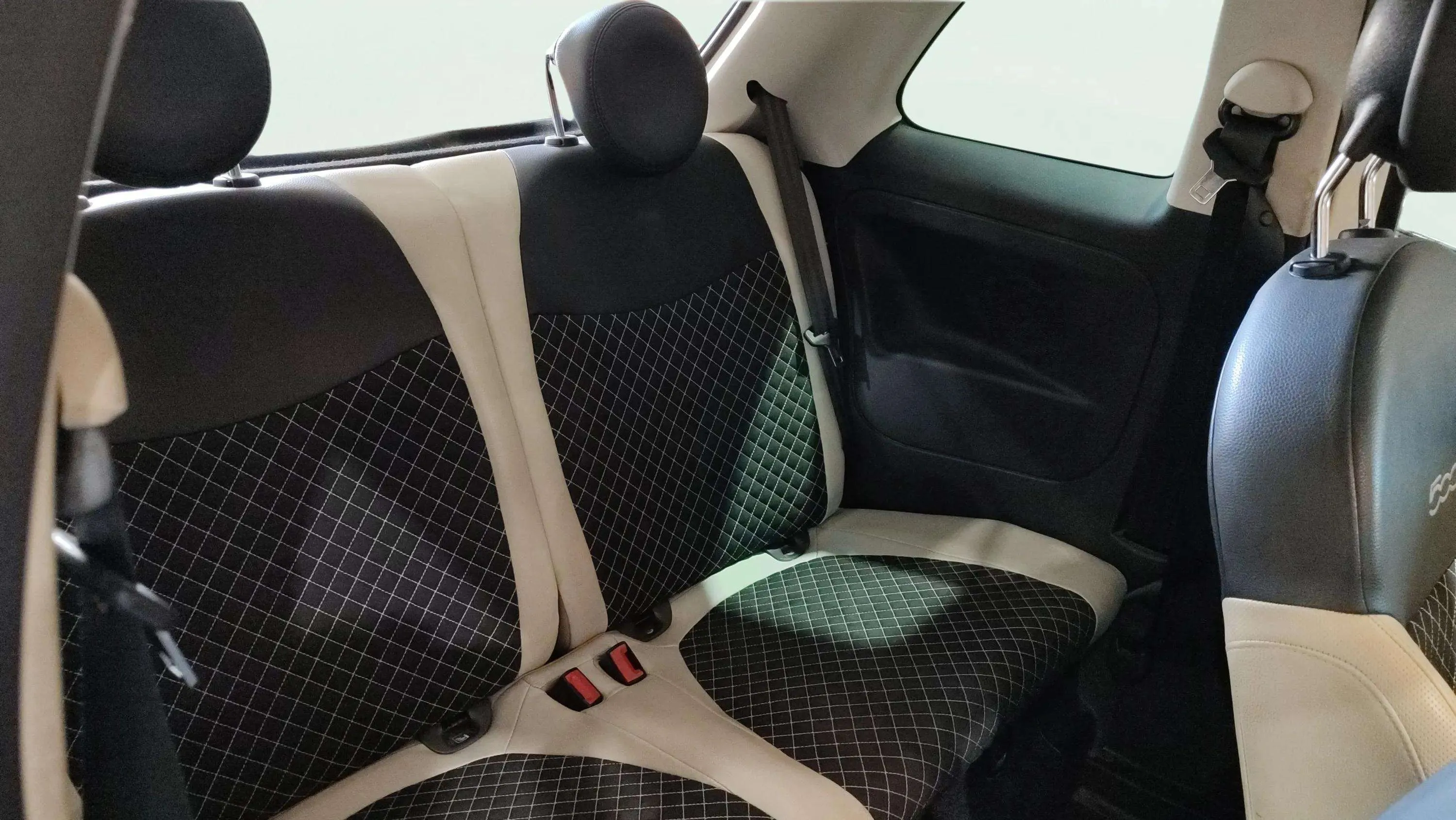 Fiat 500 Dolcevita 1.0 Hybrid - foto 21