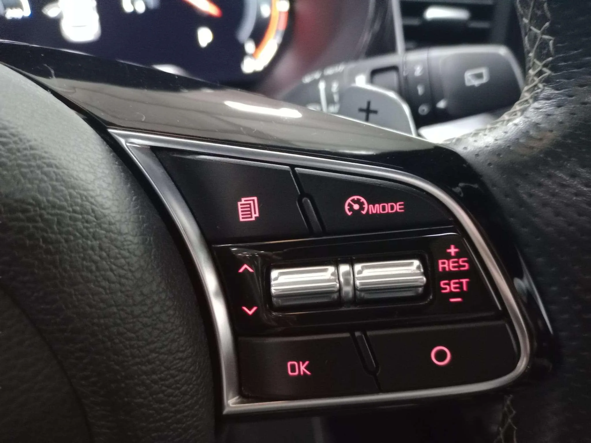Kia Ceed 1.6 CRDi DCT Business - foto 28
