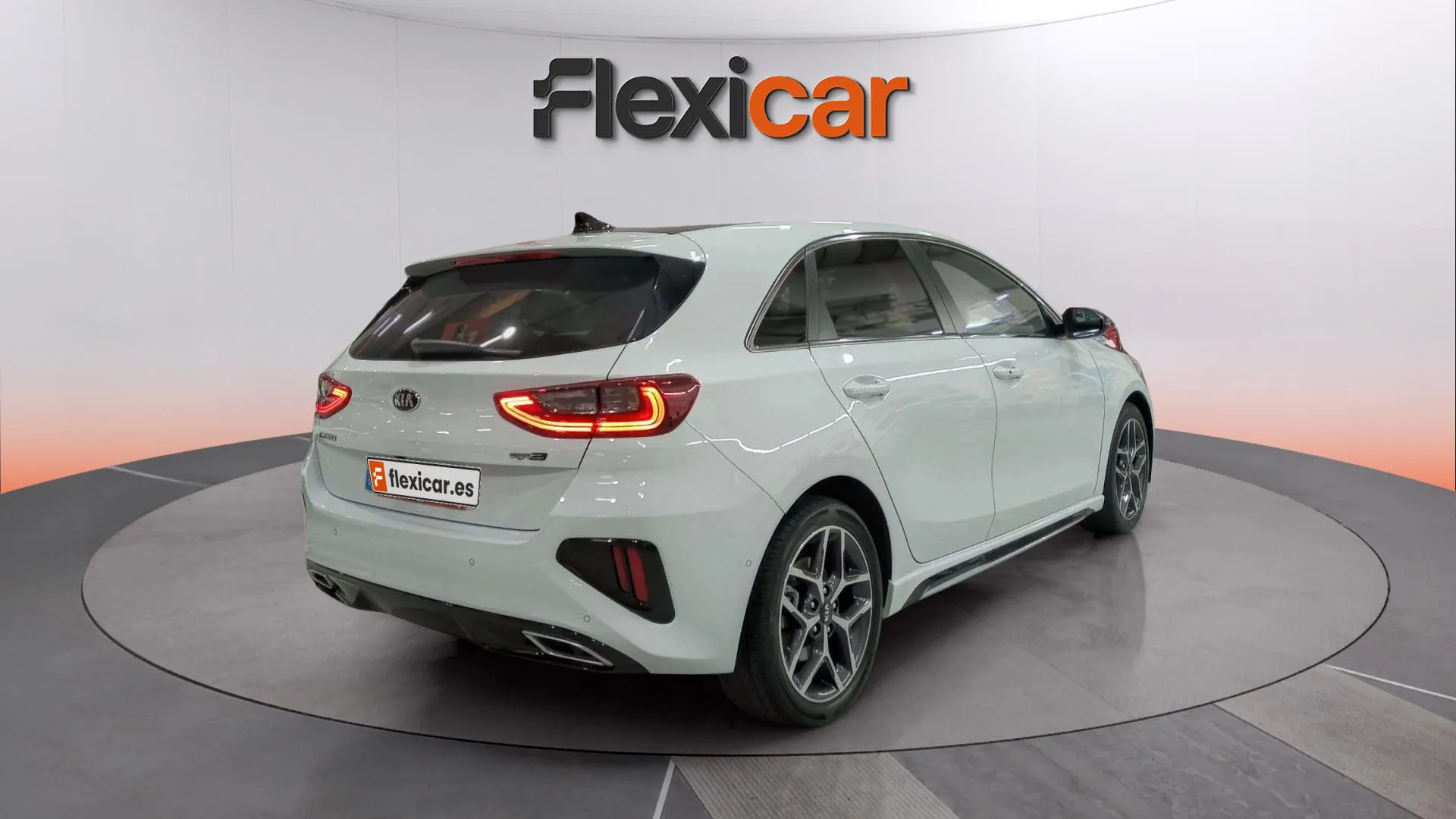 Kia Ceed 1.6 CRDi DCT Business - foto 7