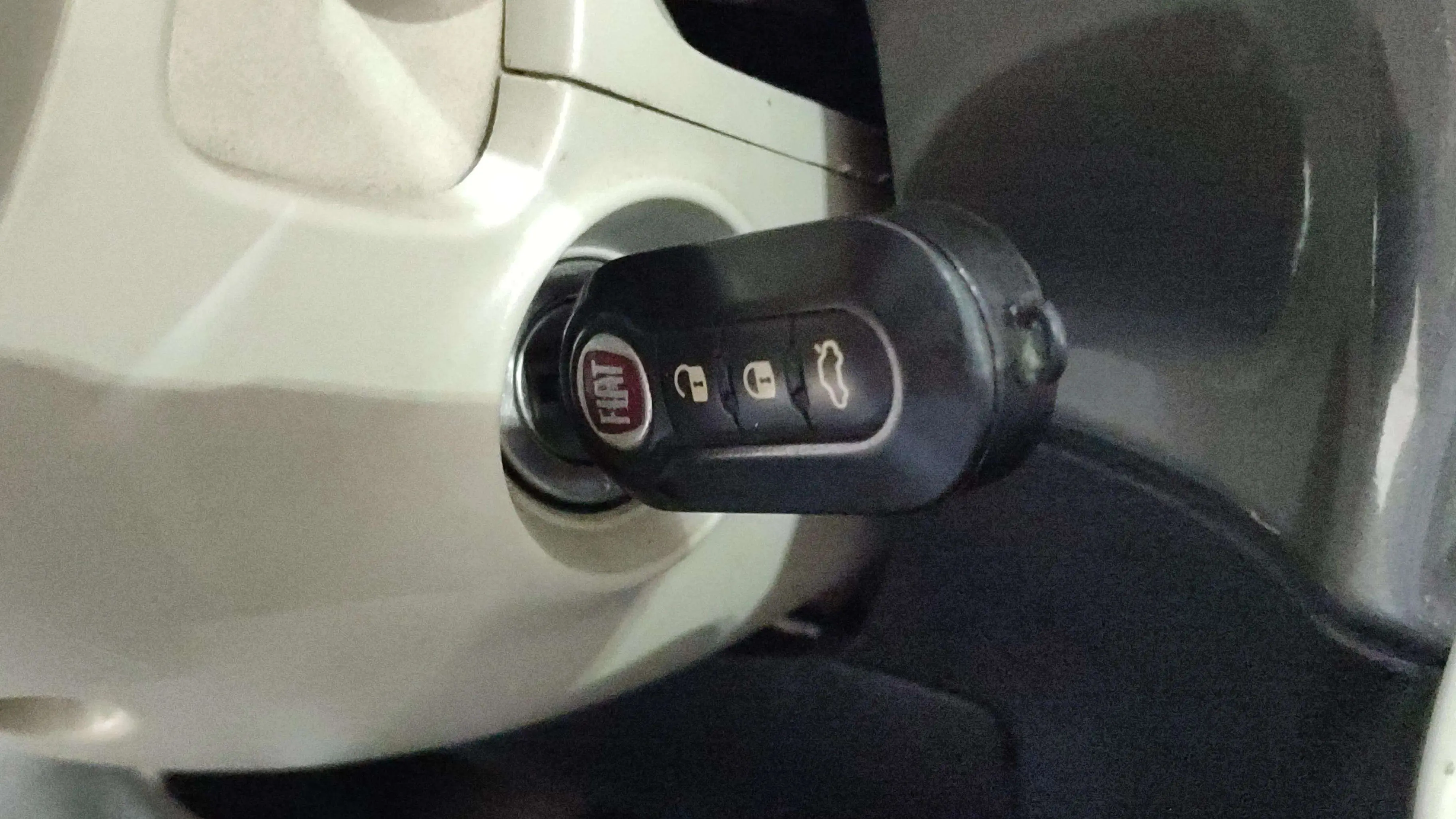 Fiat 500 Dolcevita 1.0 Hybrid - foto 21