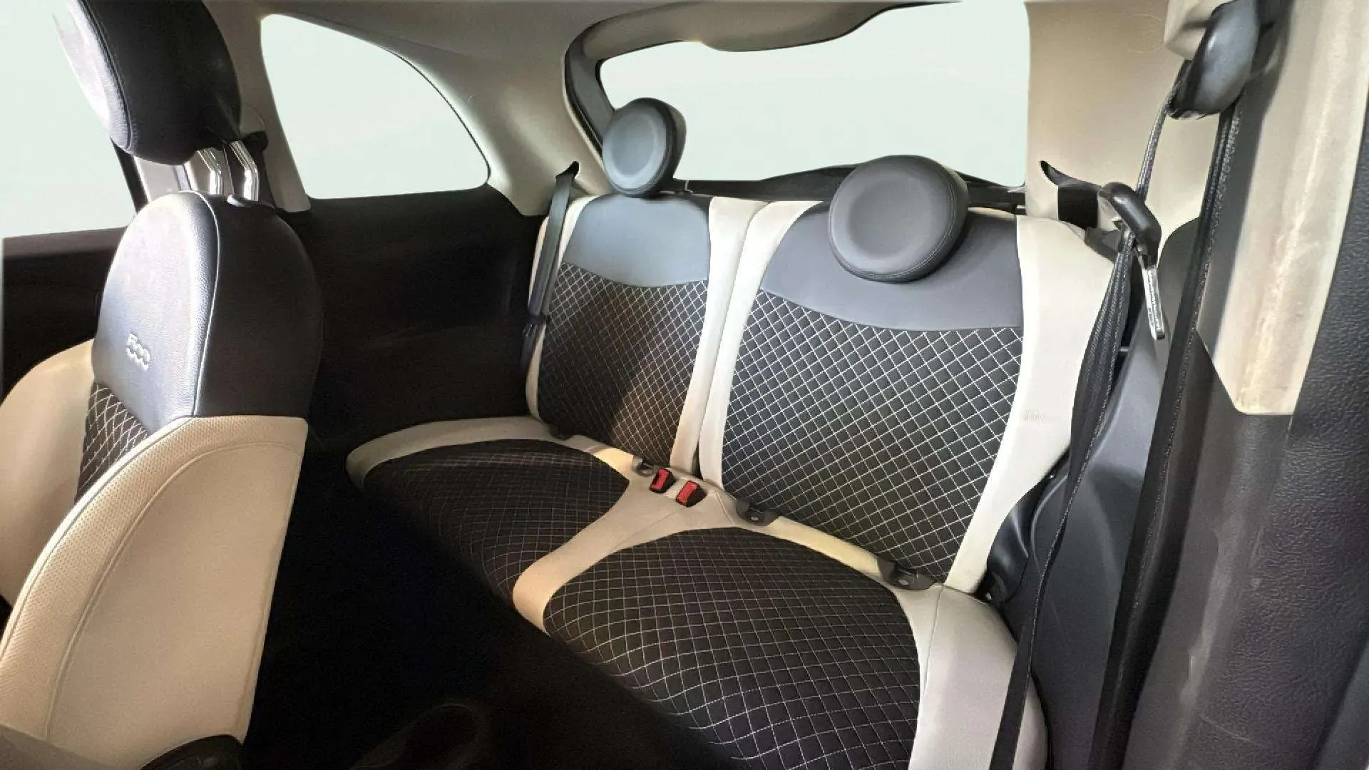 Fiat 500 Dolcevita 1.0 Hybrid - foto 12