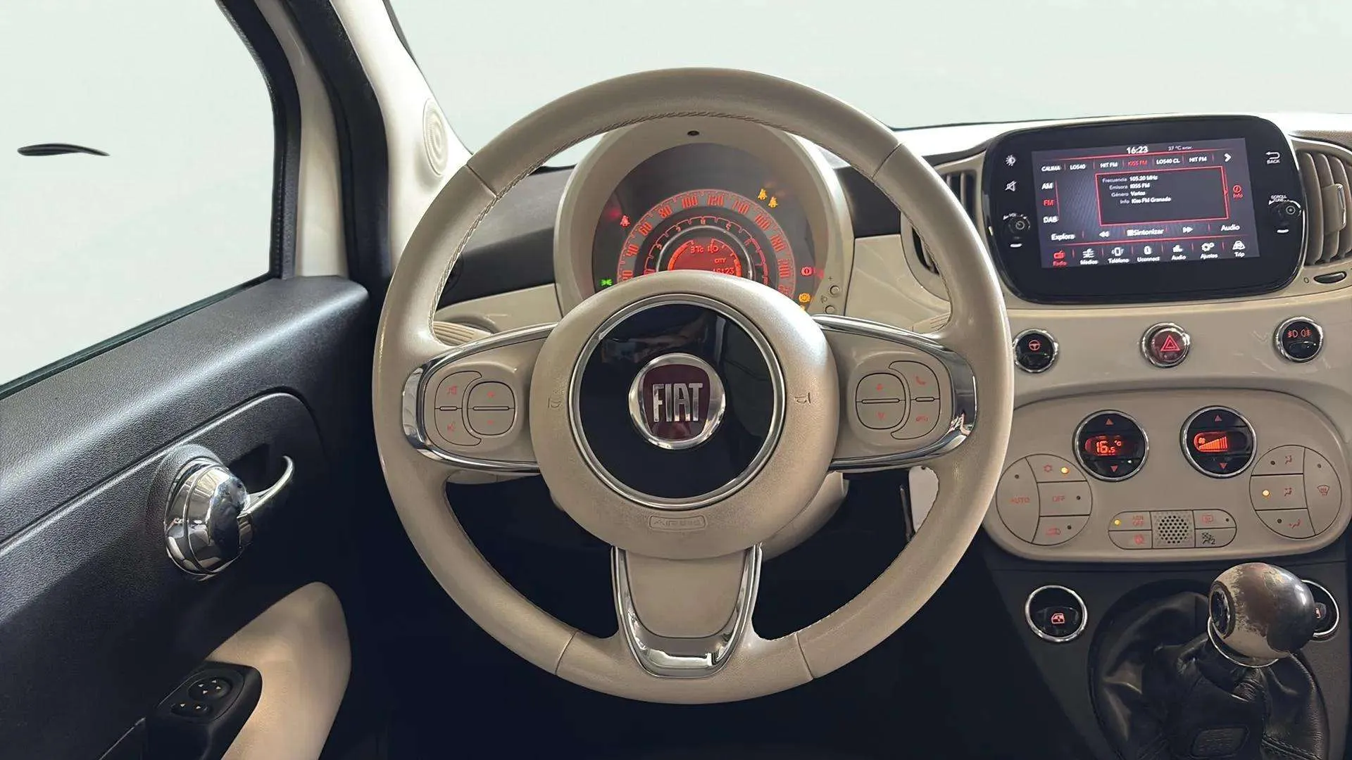 Fiat 500 Dolcevita 1.0 Hybrid - foto 9