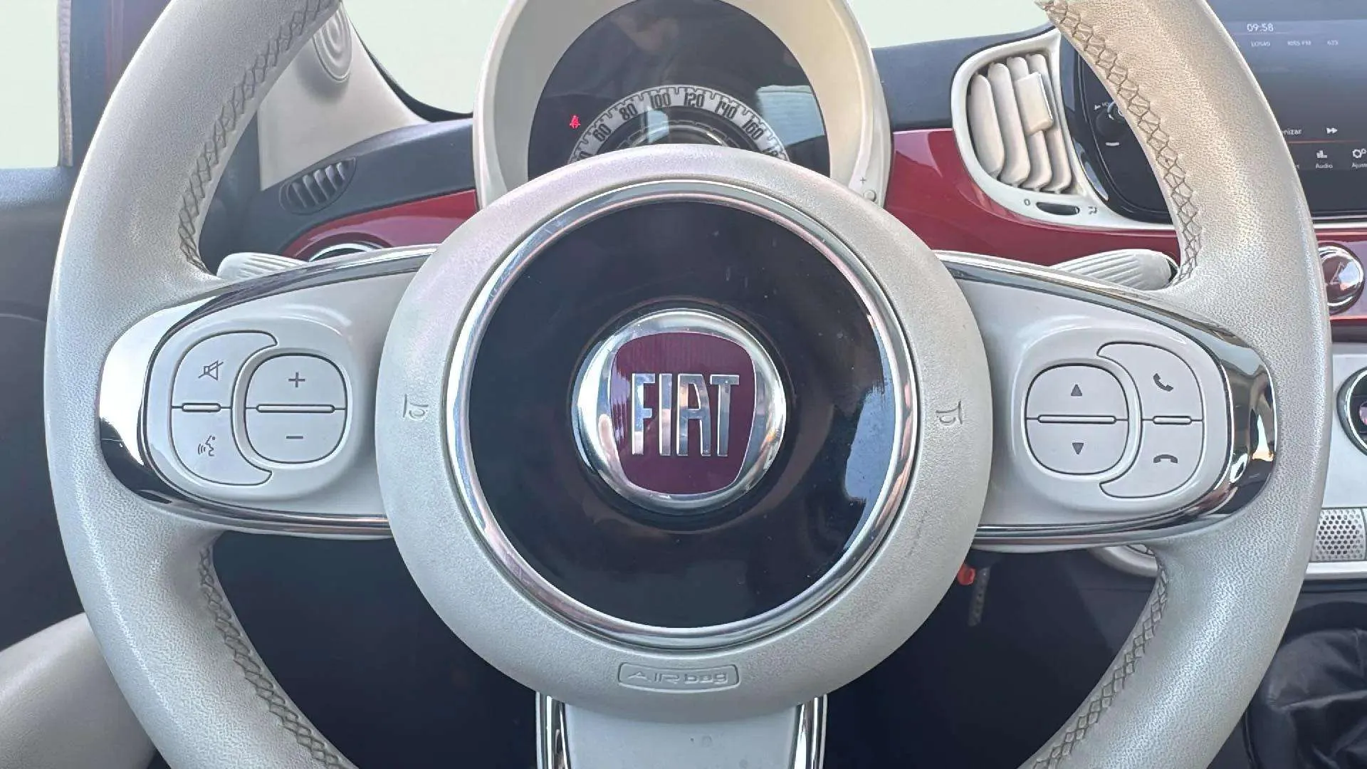 Fiat 500 Dolcevita 1.0 Hybrid - foto 12