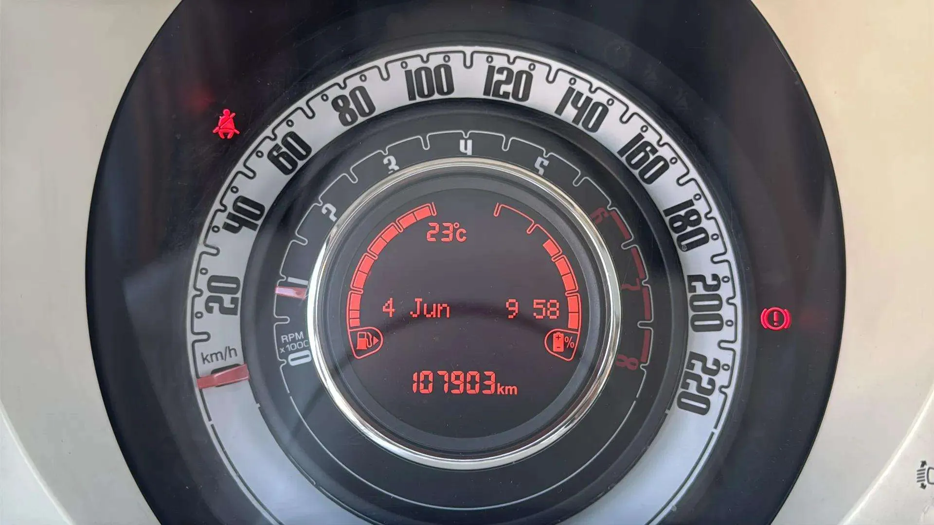 Fiat 500 Dolcevita 1.0 Hybrid - foto 13