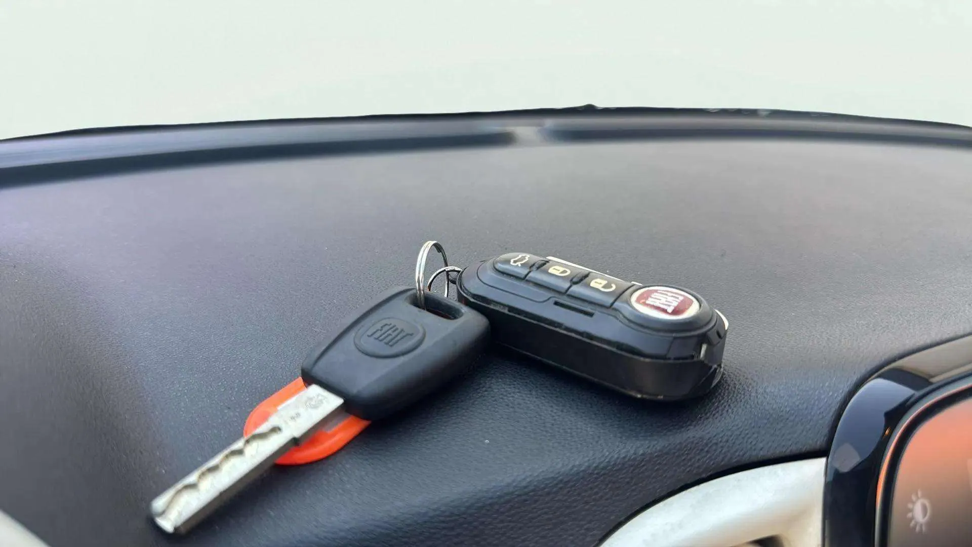 Fiat 500 Dolcevita 1.0 Hybrid - foto 16