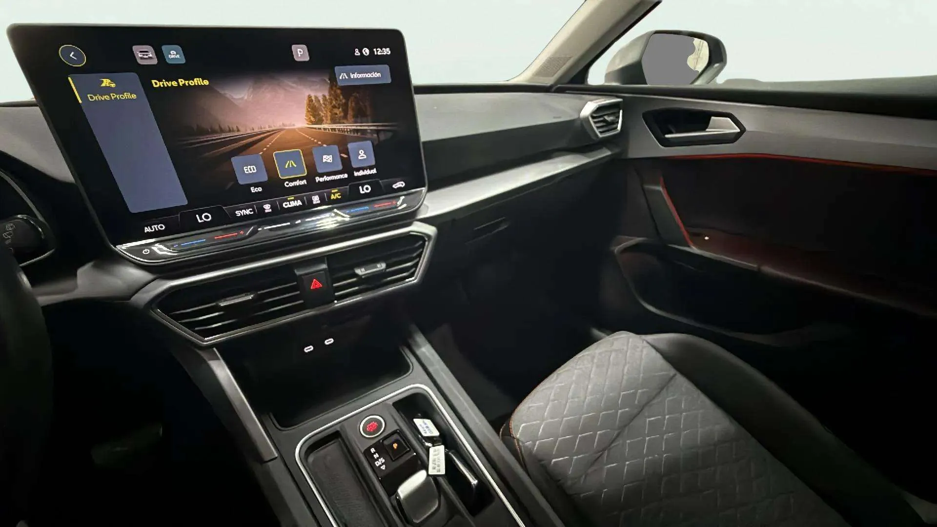 SEAT León 2.0 TDI DSG-7 FR XXL - foto 10